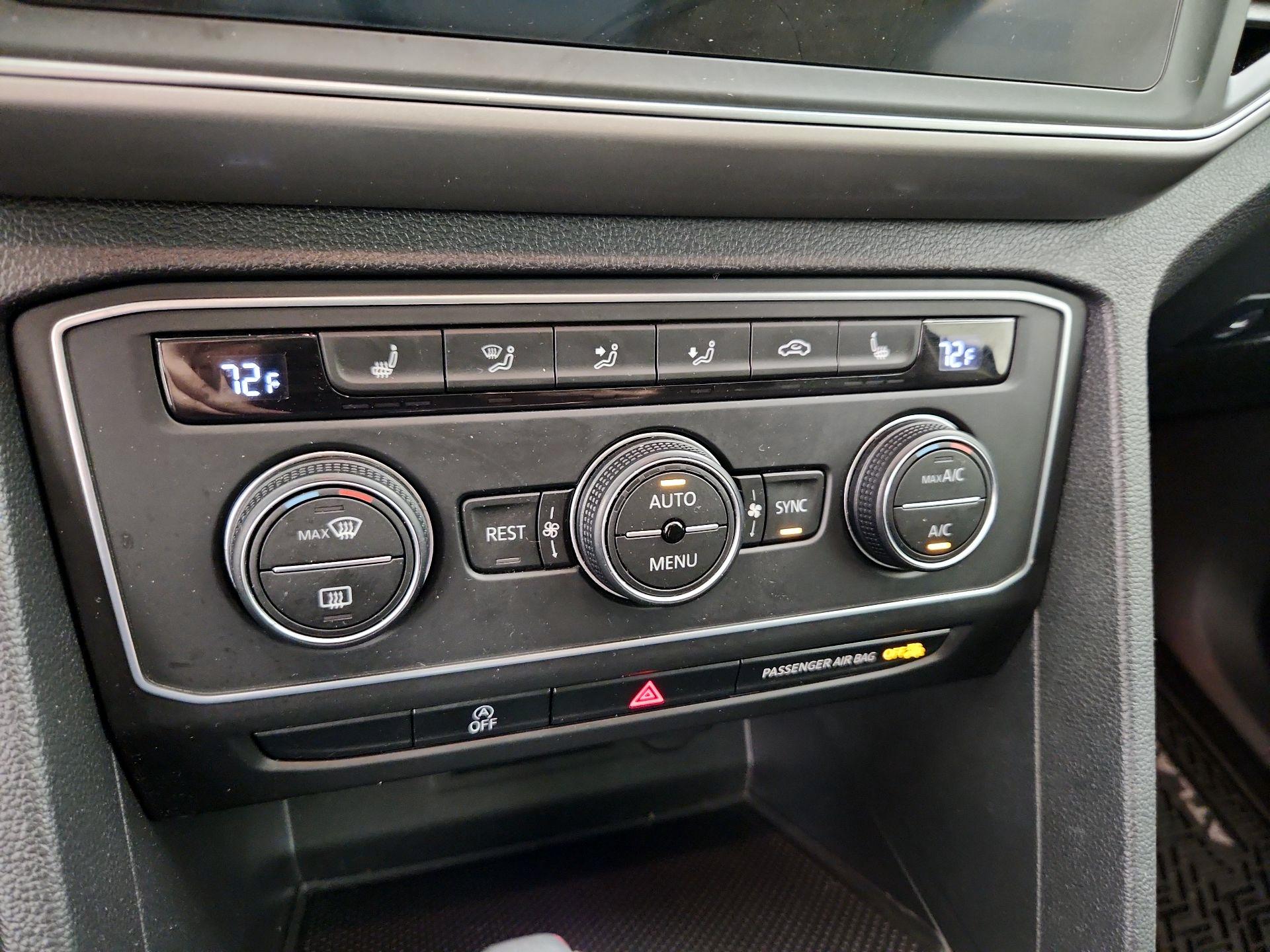 Thumbnail: 2019 Volkswagen Atlas - 16
