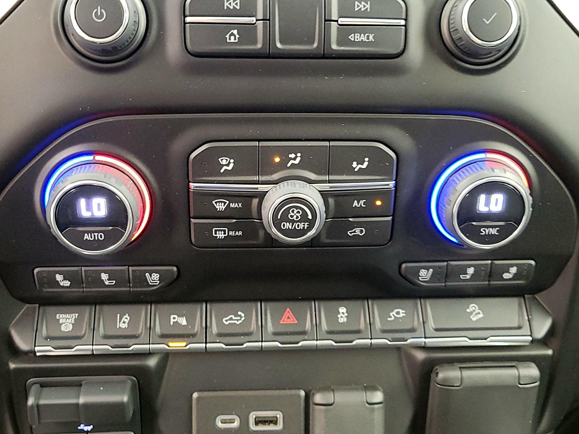 Thumbnail: 2023 Chevrolet Silverado 2500 - 17