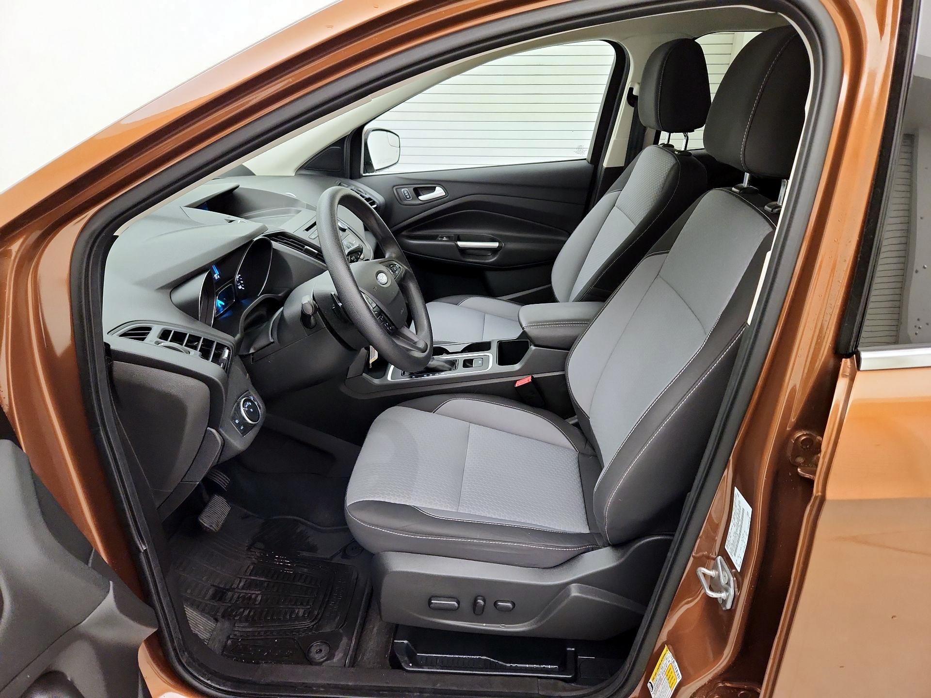 Thumbnail: 2017 Ford Escape - 11