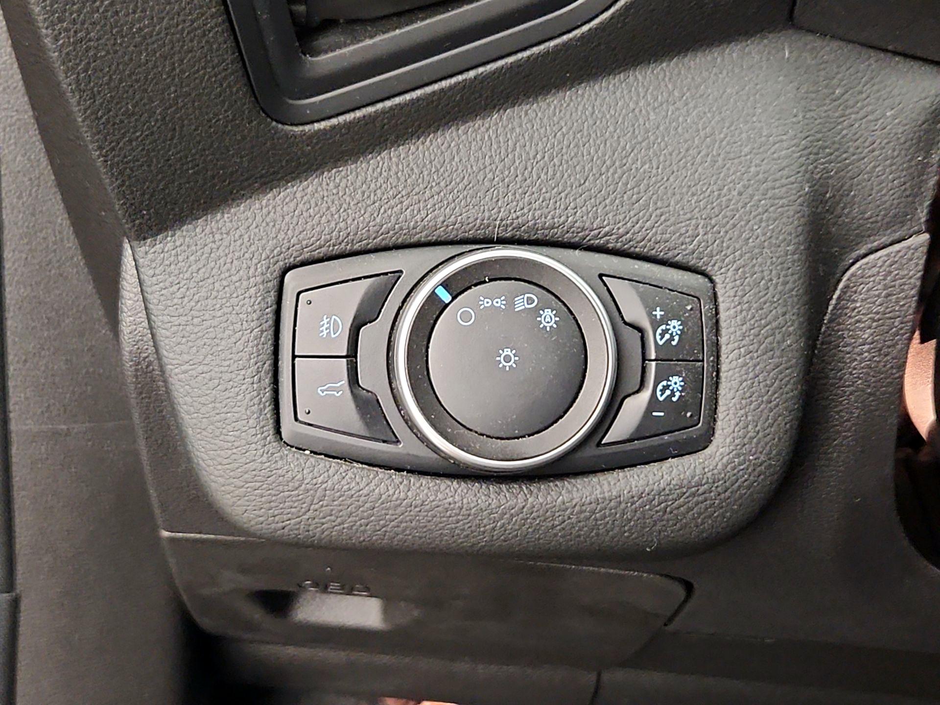 Thumbnail: 2017 Ford Escape - 13