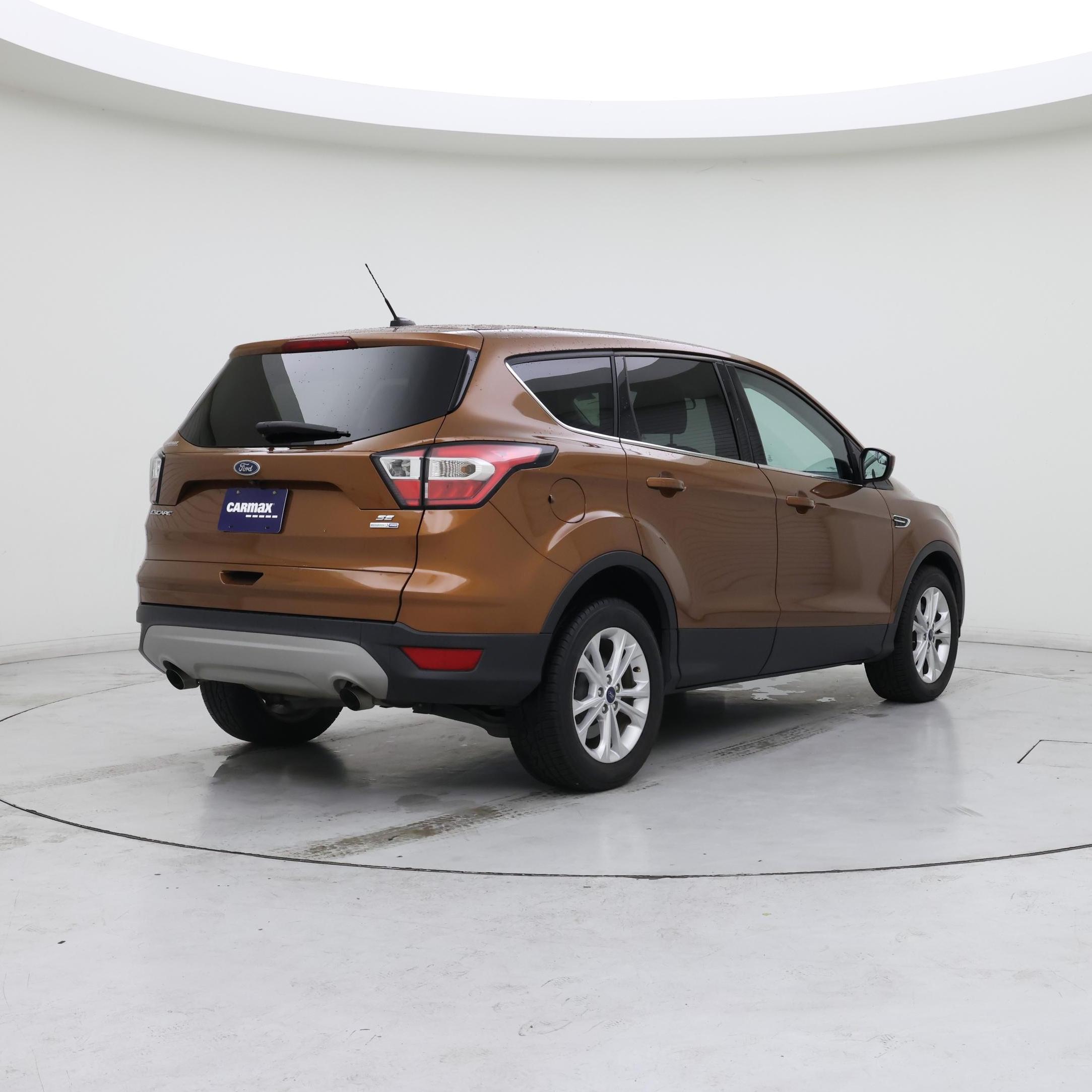 Thumbnail: 2017 Ford Escape - 8