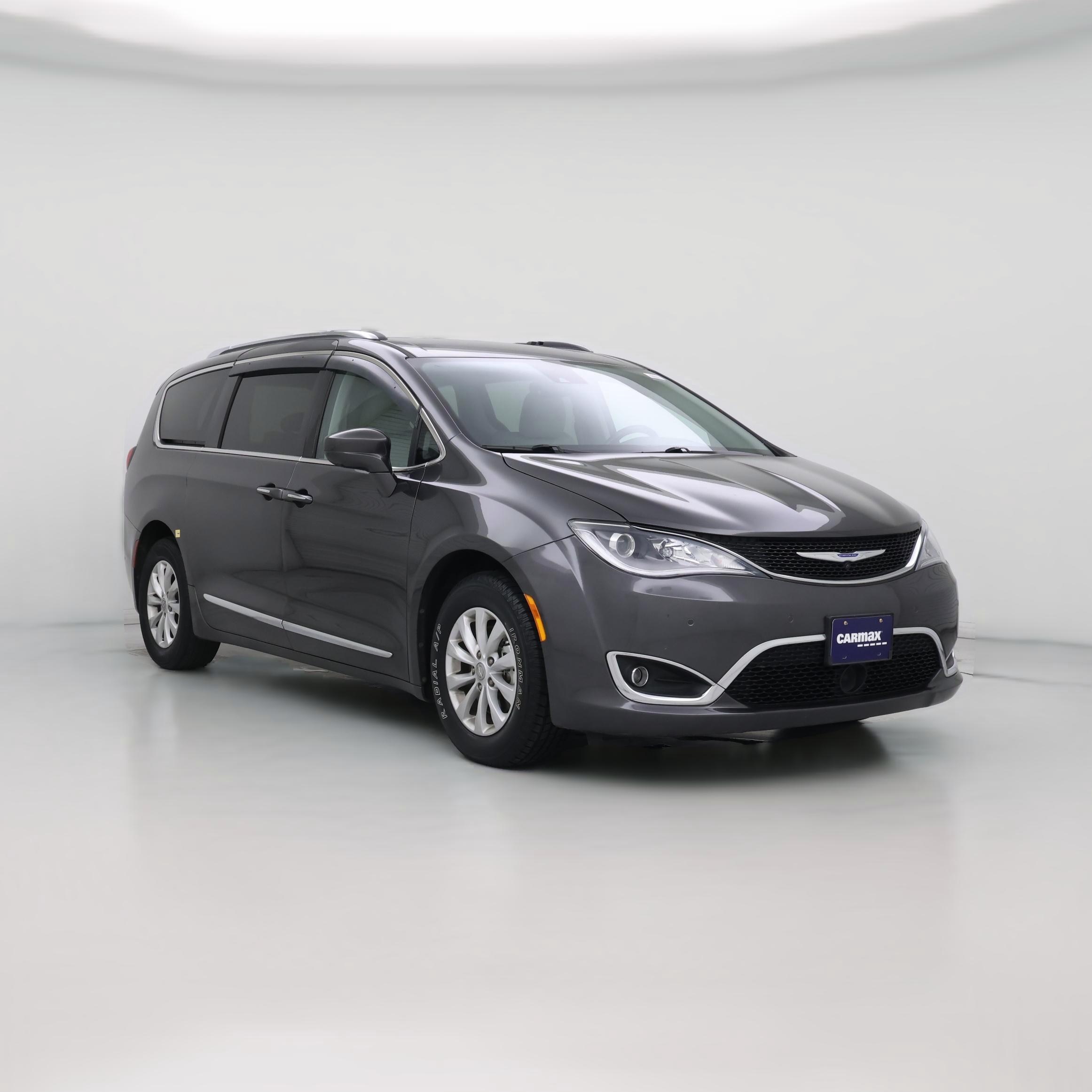 Thumbnail: 2019 Chrysler Pacifica - 1