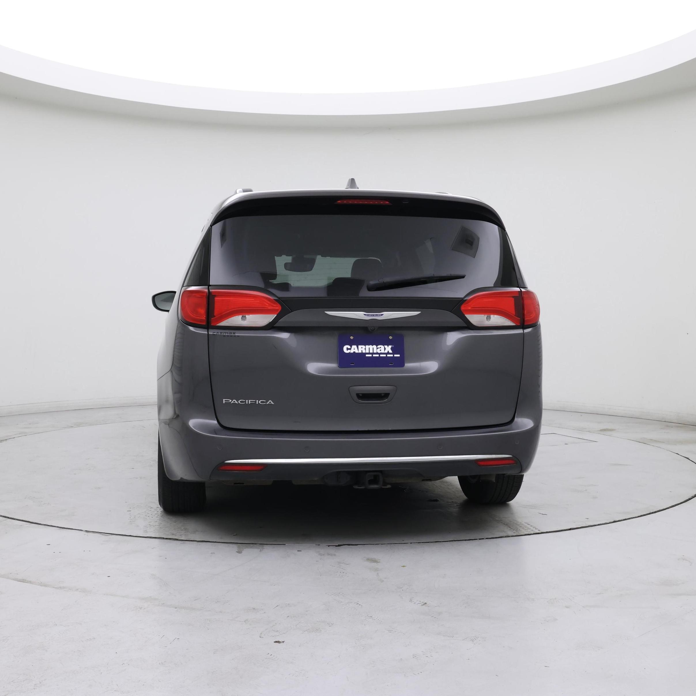 Thumbnail: 2019 Chrysler Pacifica - 6