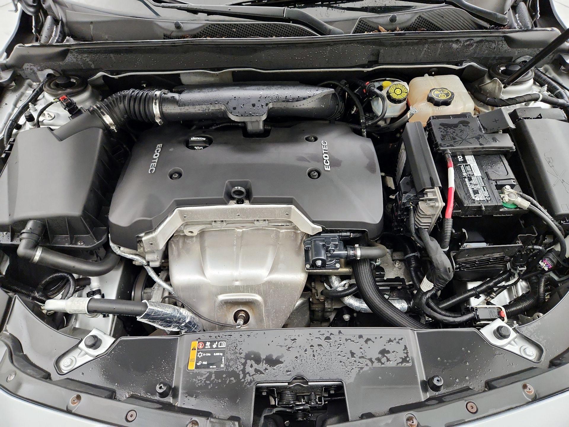 Thumbnail: 2013 Chevrolet Malibu - 20