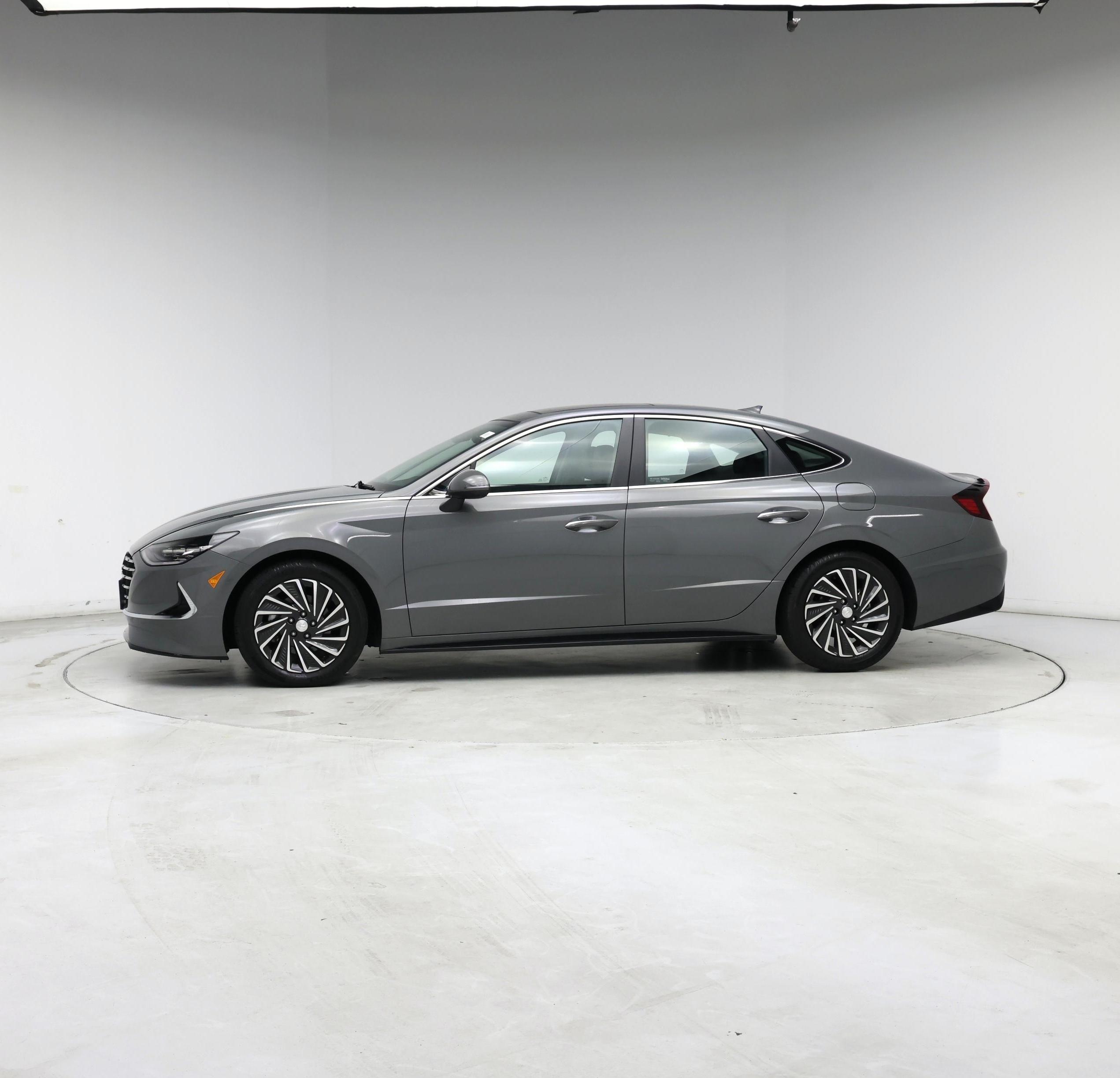 Thumbnail: 2023 Hyundai Sonata - 3