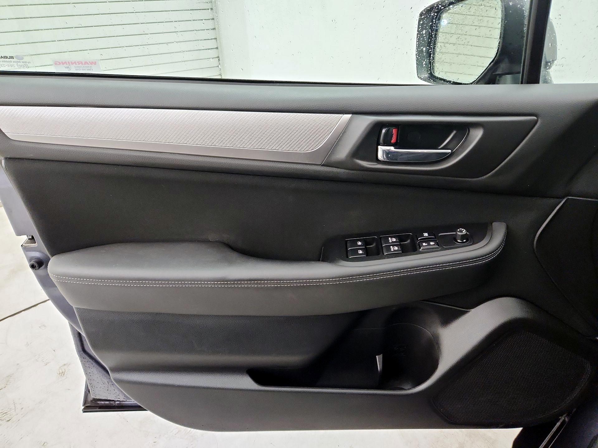 Thumbnail: 2016 Subaru Outback - 12