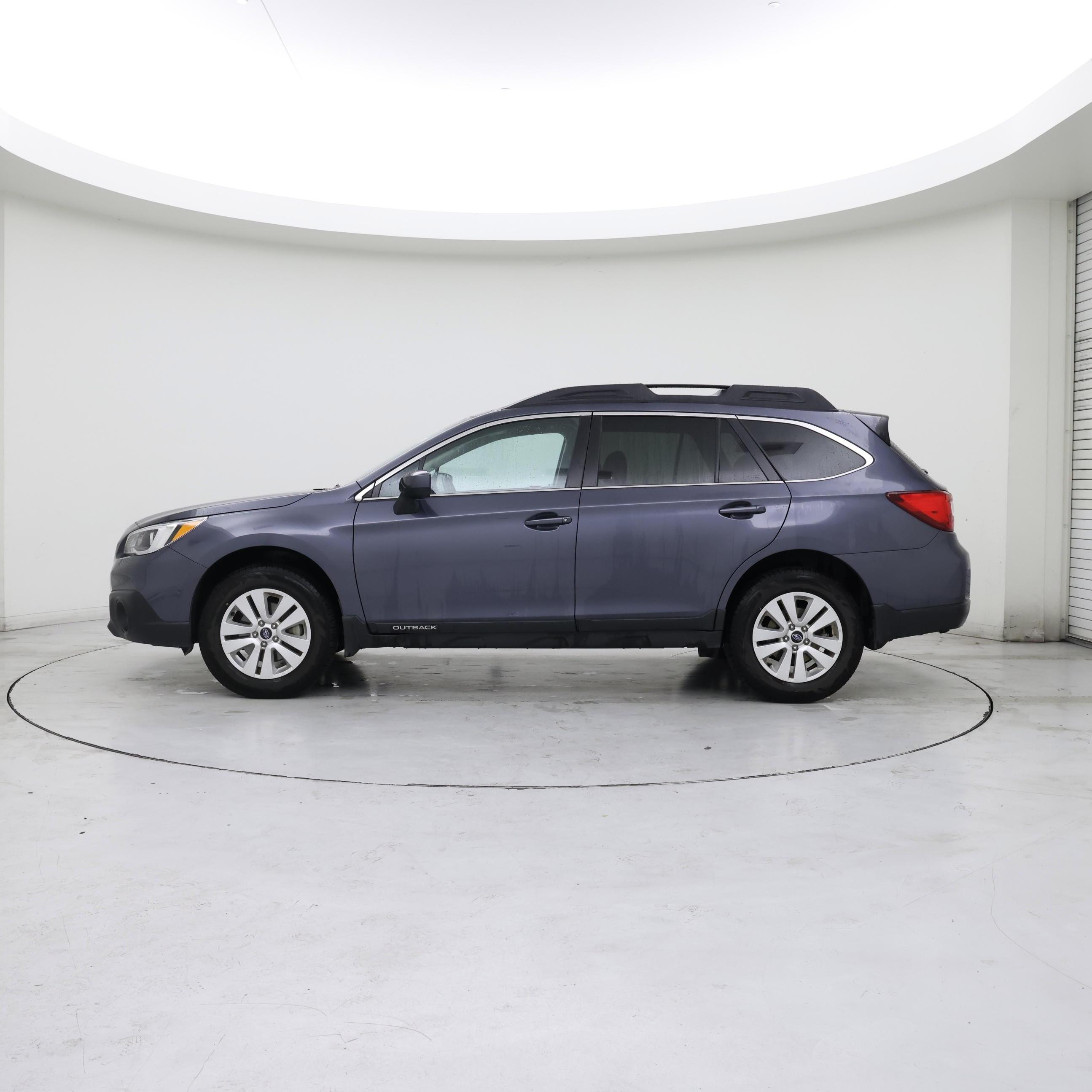 Thumbnail: 2016 Subaru Outback - 3