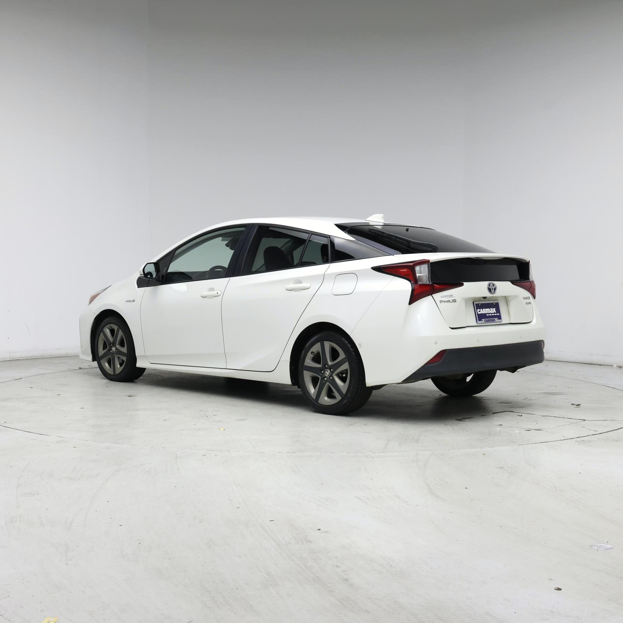 Thumbnail: 2019 Toyota Prius - 2
