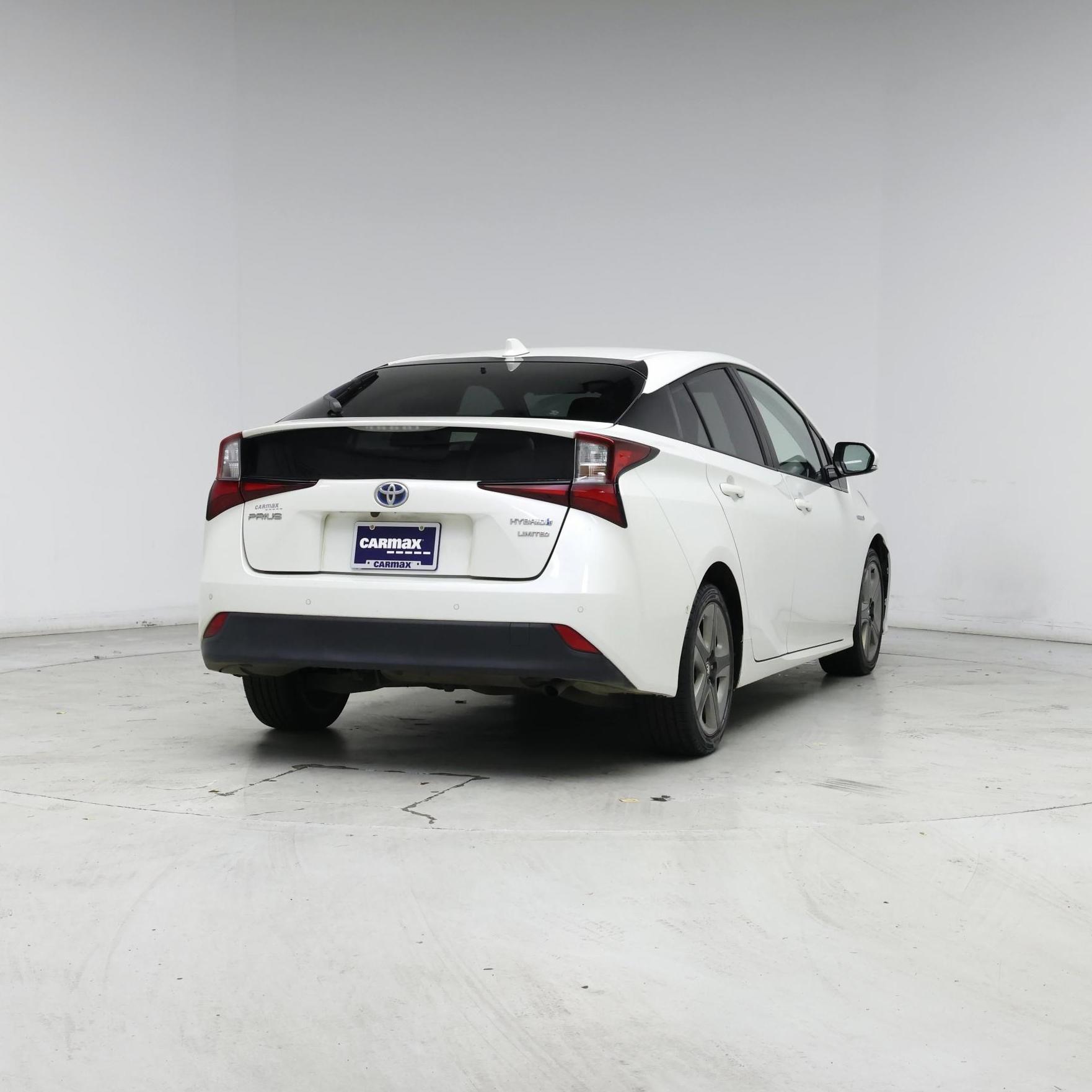 Thumbnail: 2019 Toyota Prius - 8