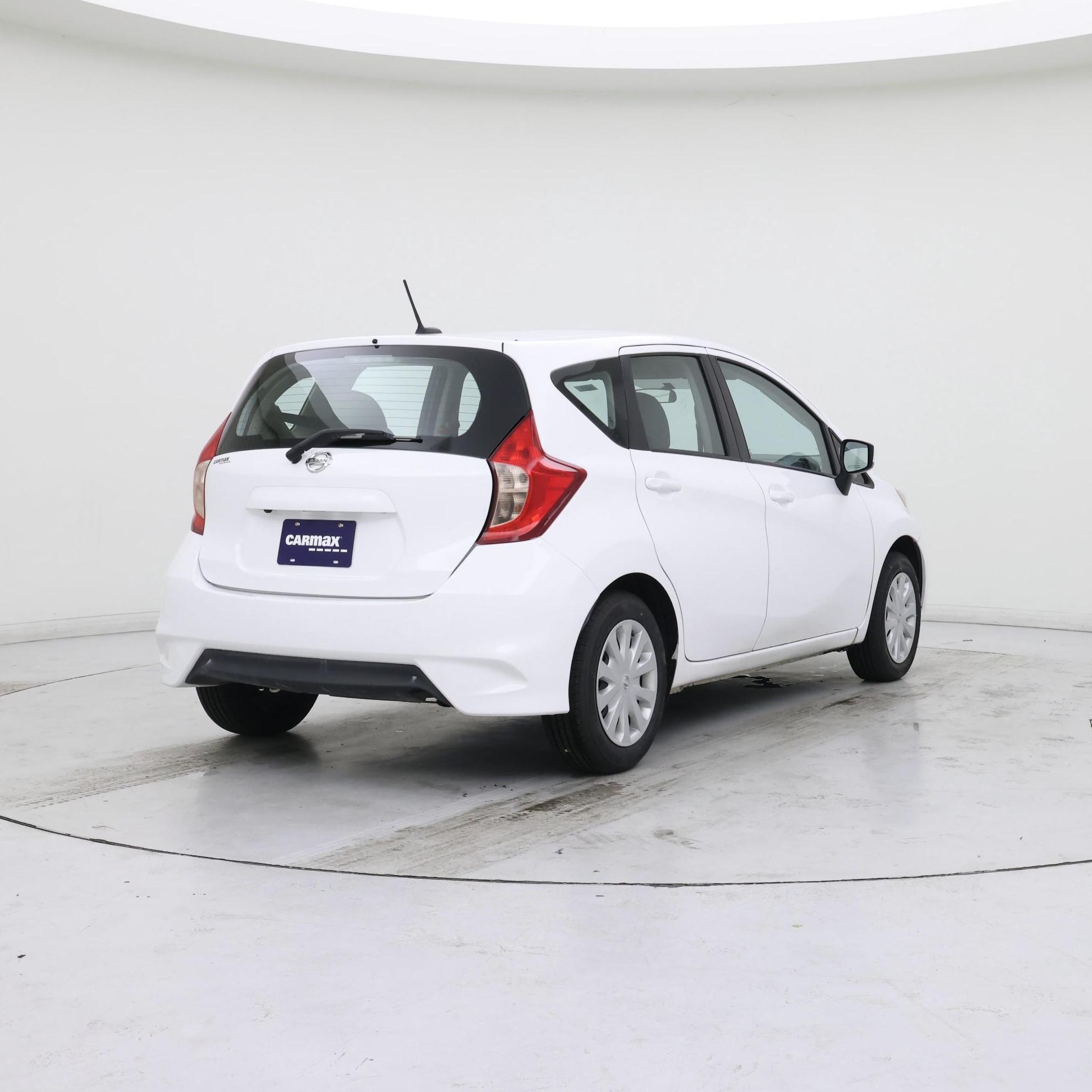 Thumbnail: 2017 Nissan Versa Note - 8