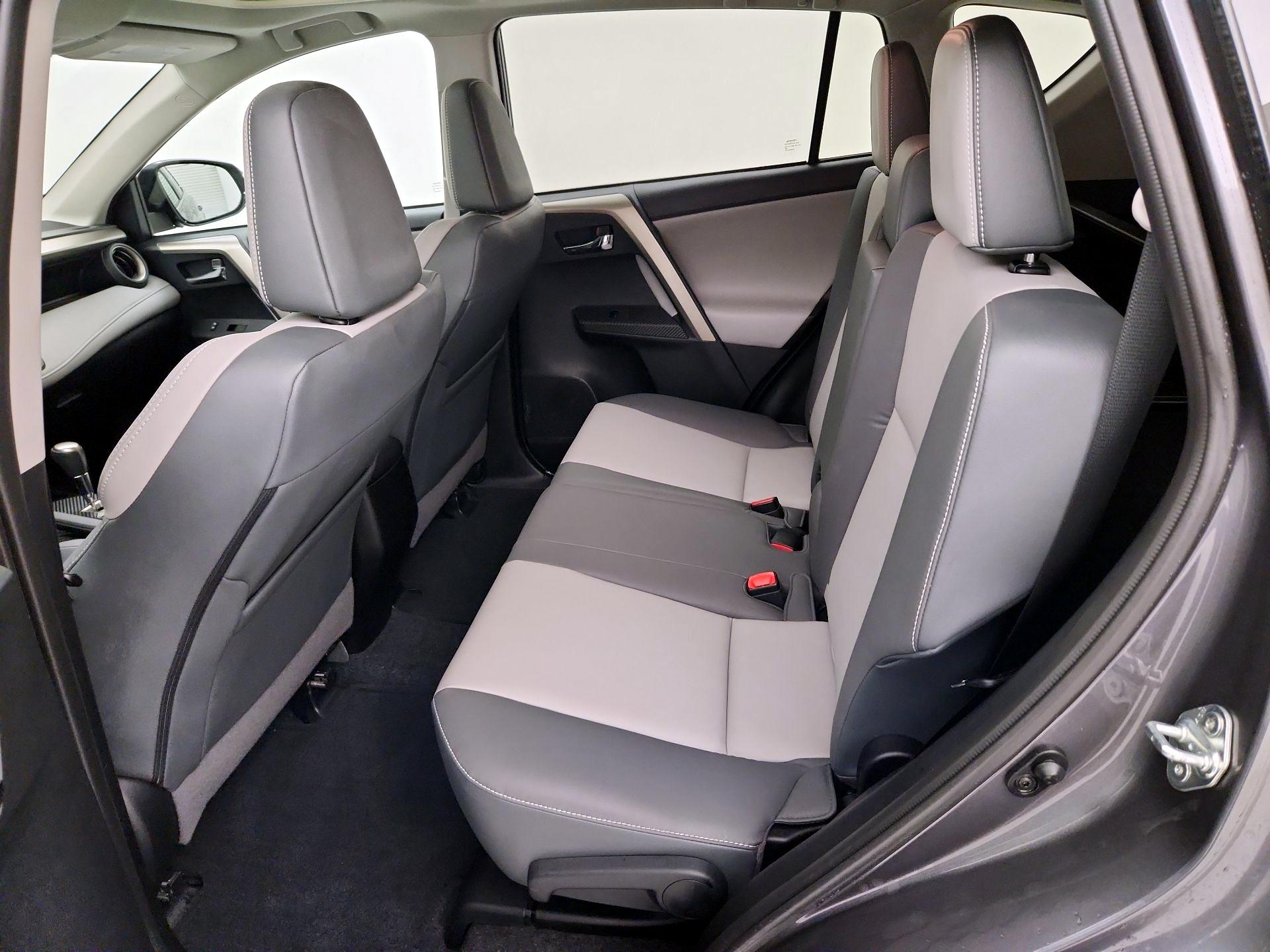 Thumbnail: 2014 Toyota RAV4 - 20