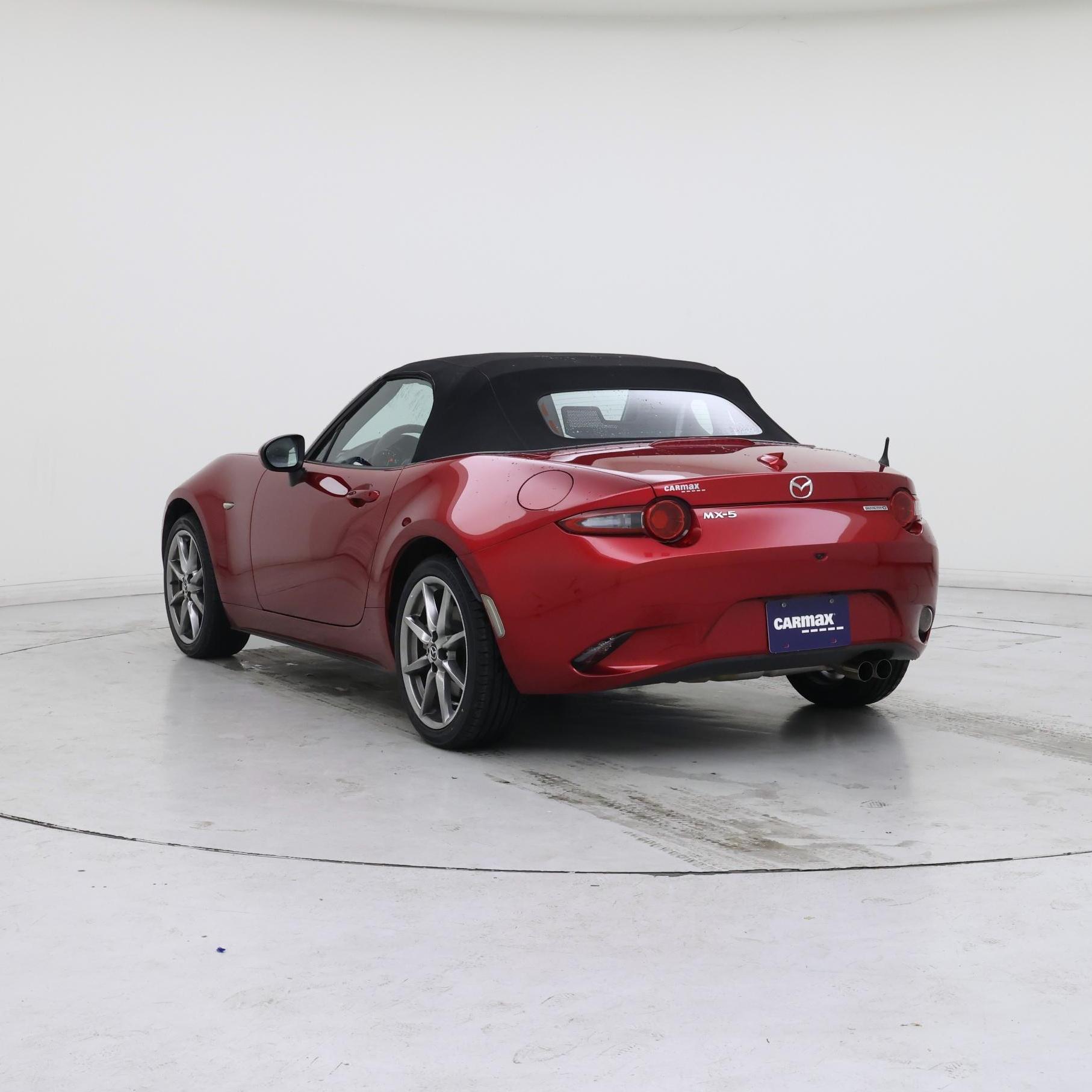 Thumbnail: 2022 Mazda MX-5 Miata - 2