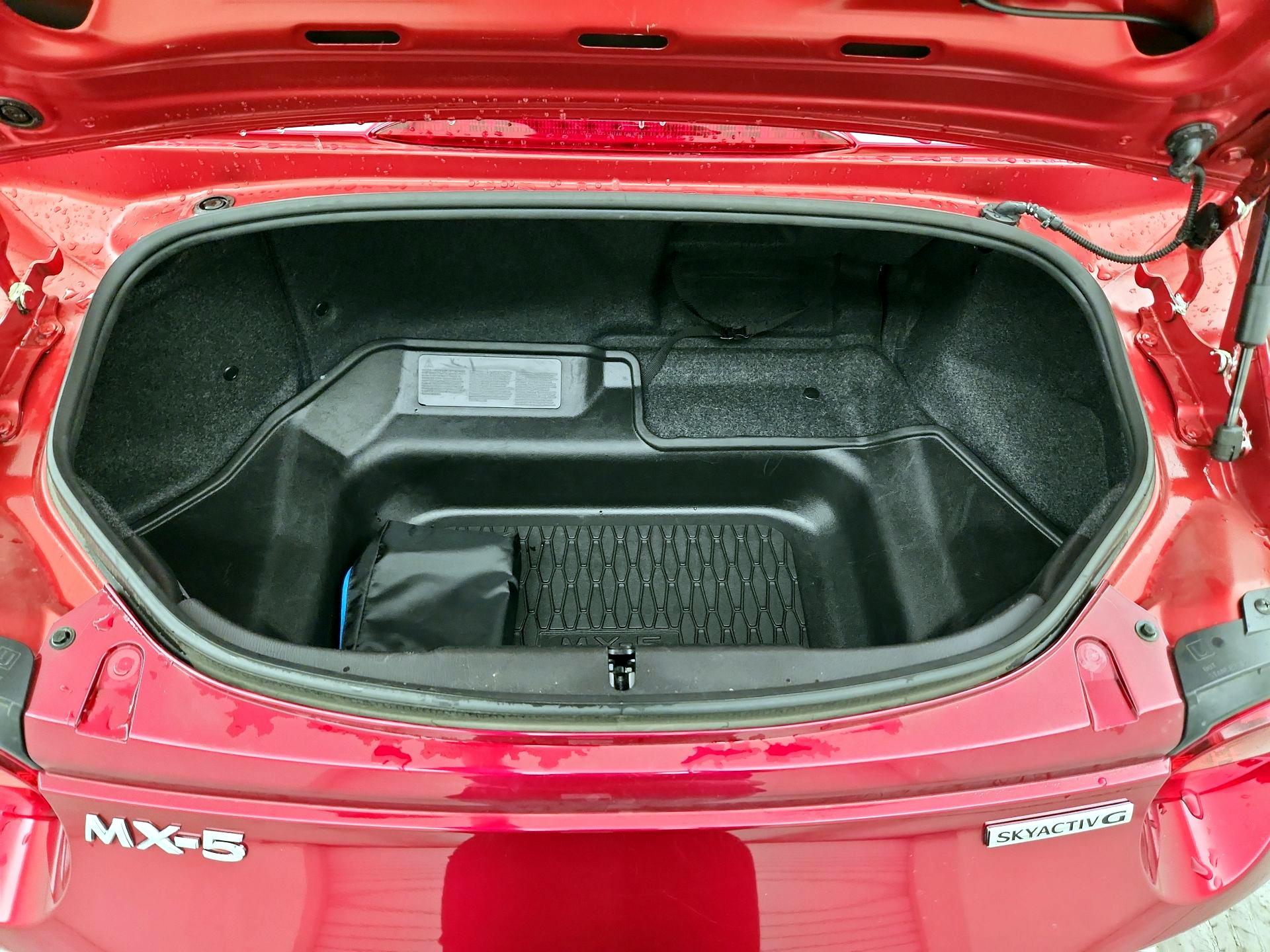 Thumbnail: 2022 Mazda MX-5 Miata - 19