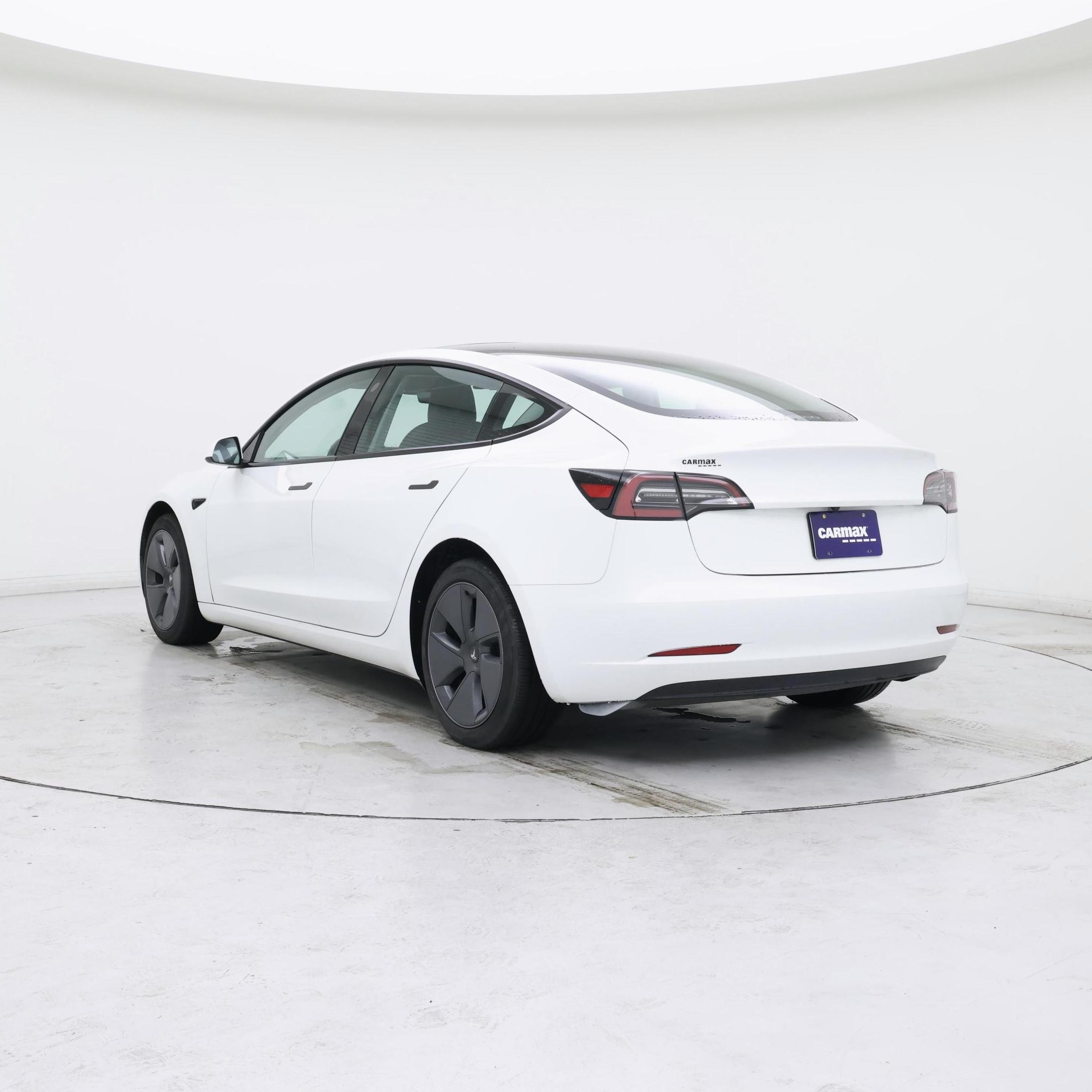 Thumbnail: 2023 Tesla Model 3 - 2