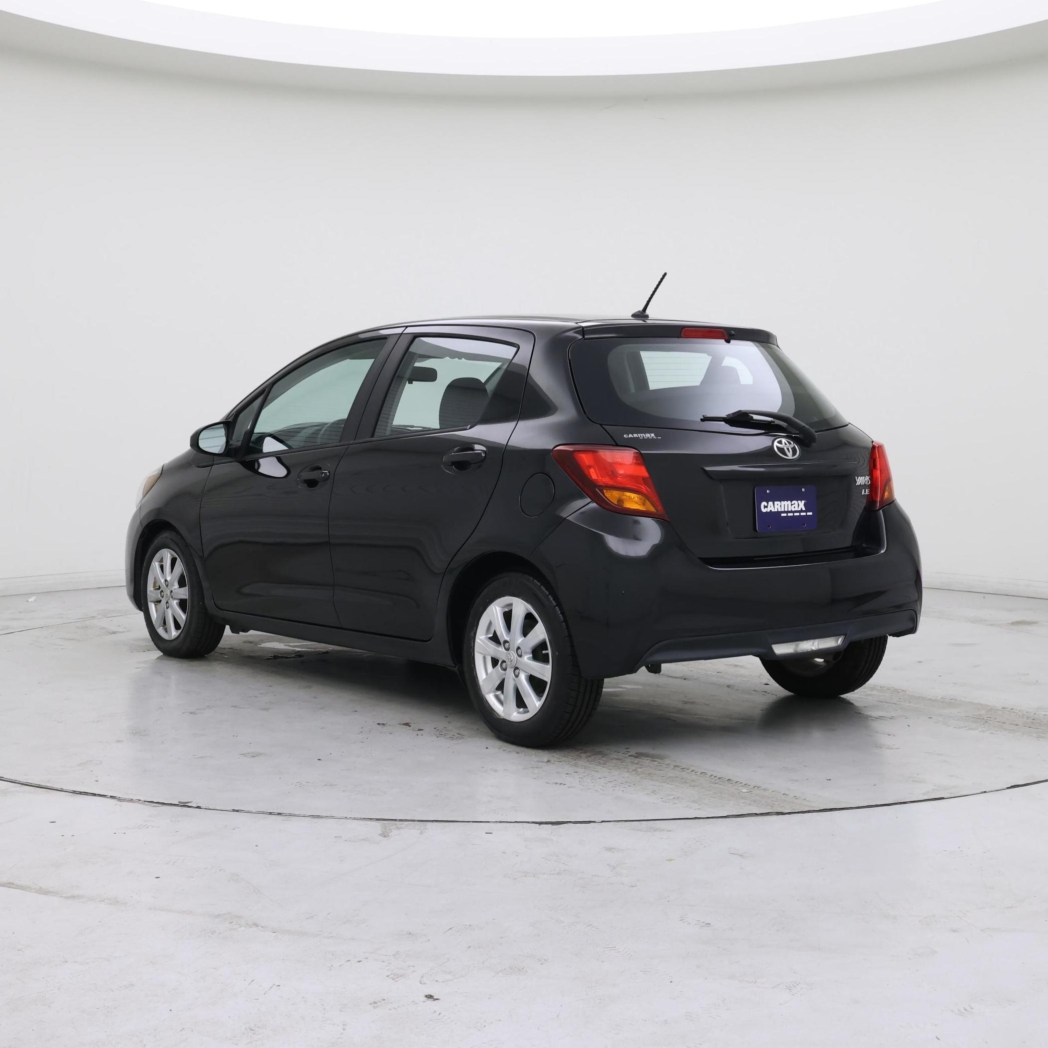 Thumbnail: 2015 Toyota Yaris - 2