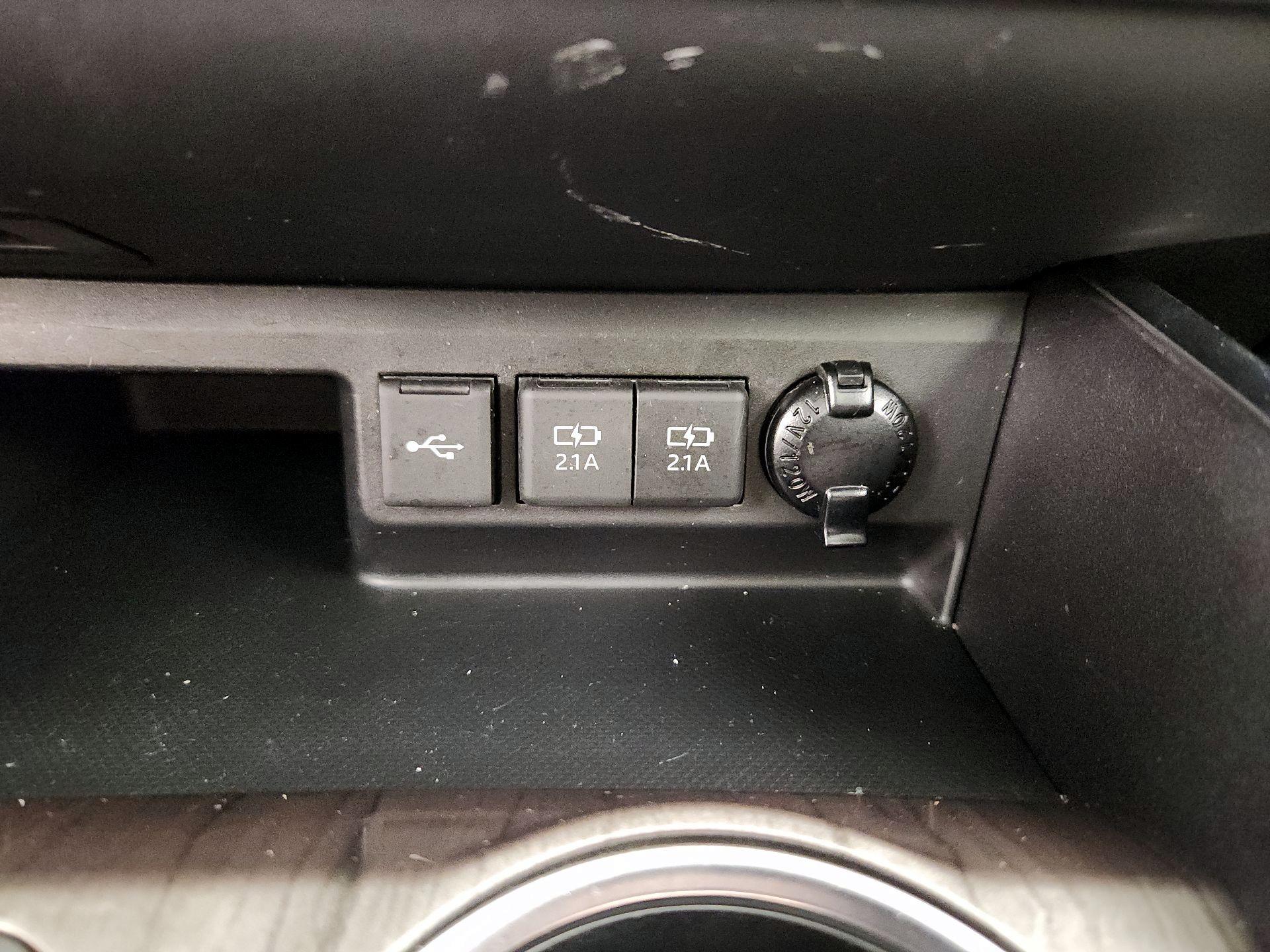 Thumbnail: 2021 Toyota Highlander - 19
