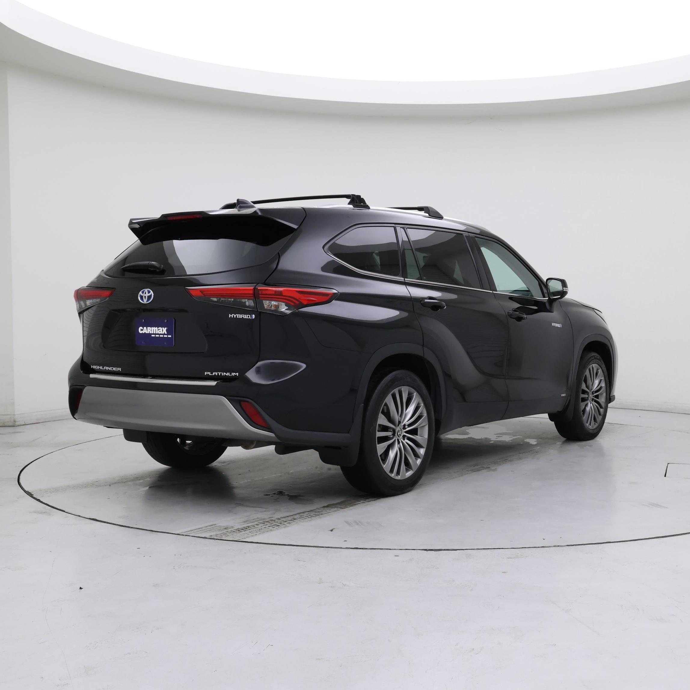 Thumbnail: 2021 Toyota Highlander - 8