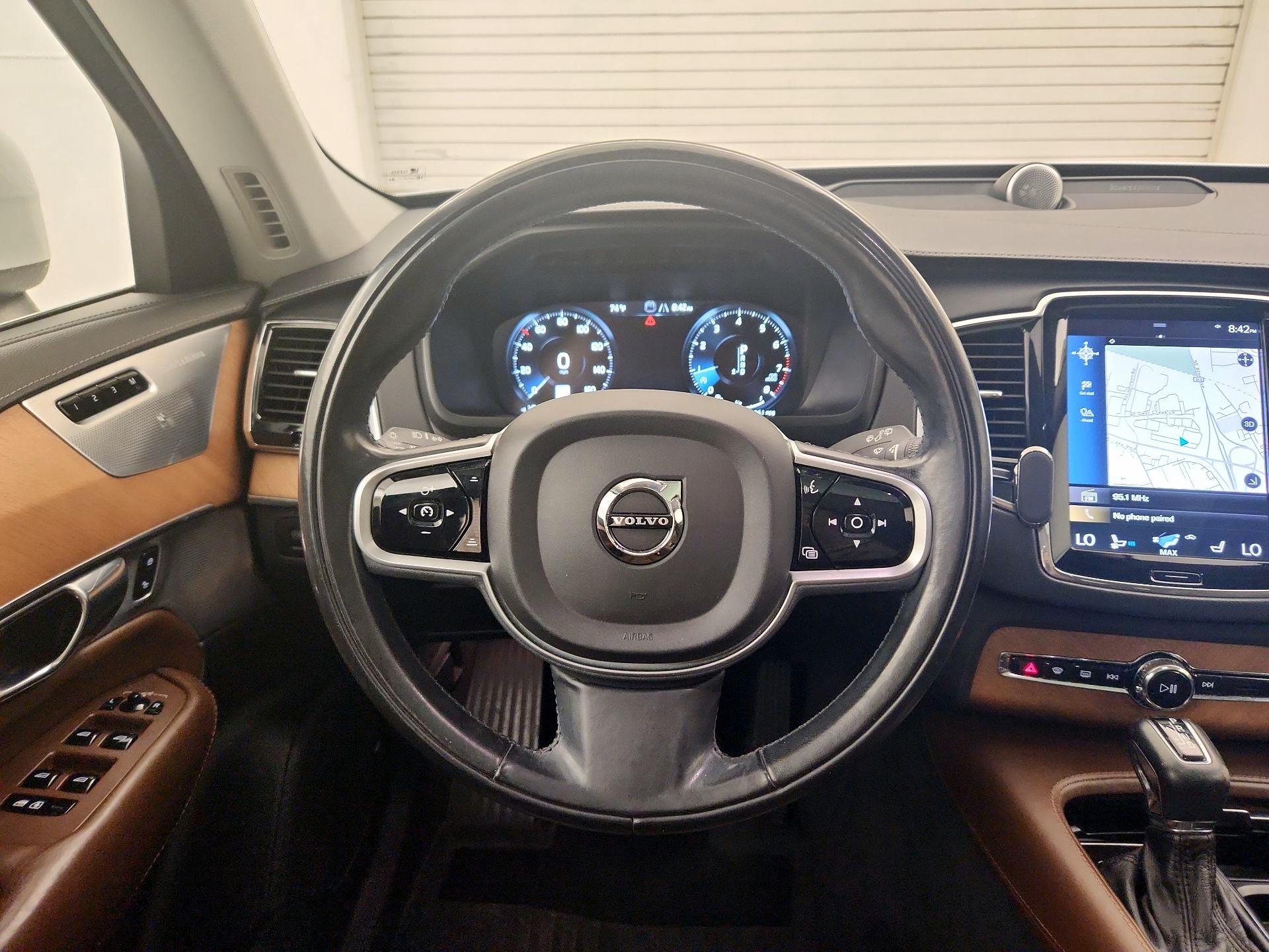 Thumbnail: 2018 Volvo XC90 - 10