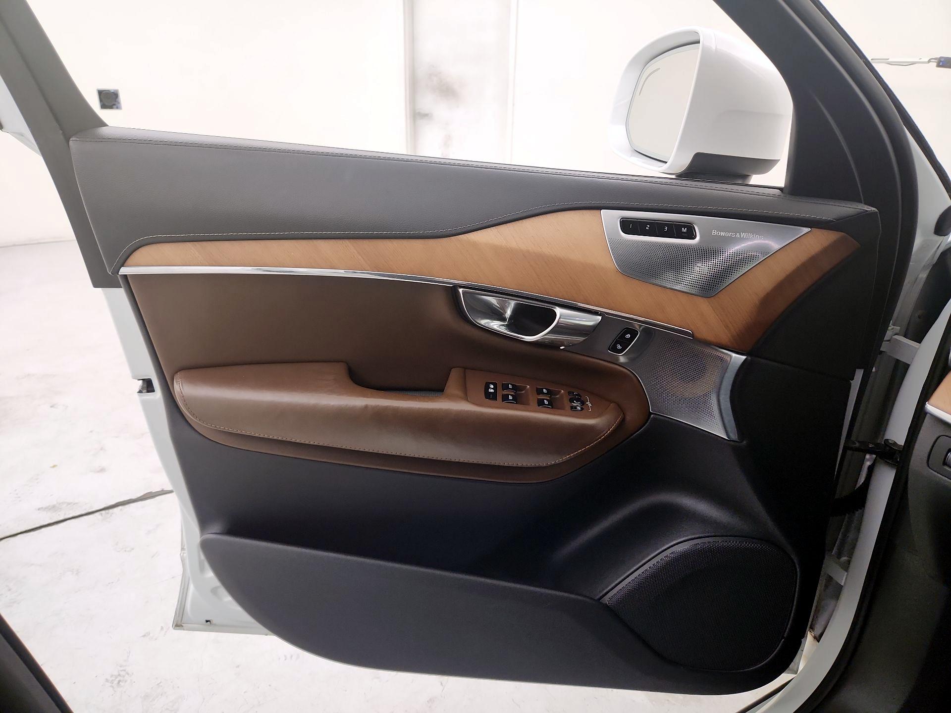 Thumbnail: 2018 Volvo XC90 - 12