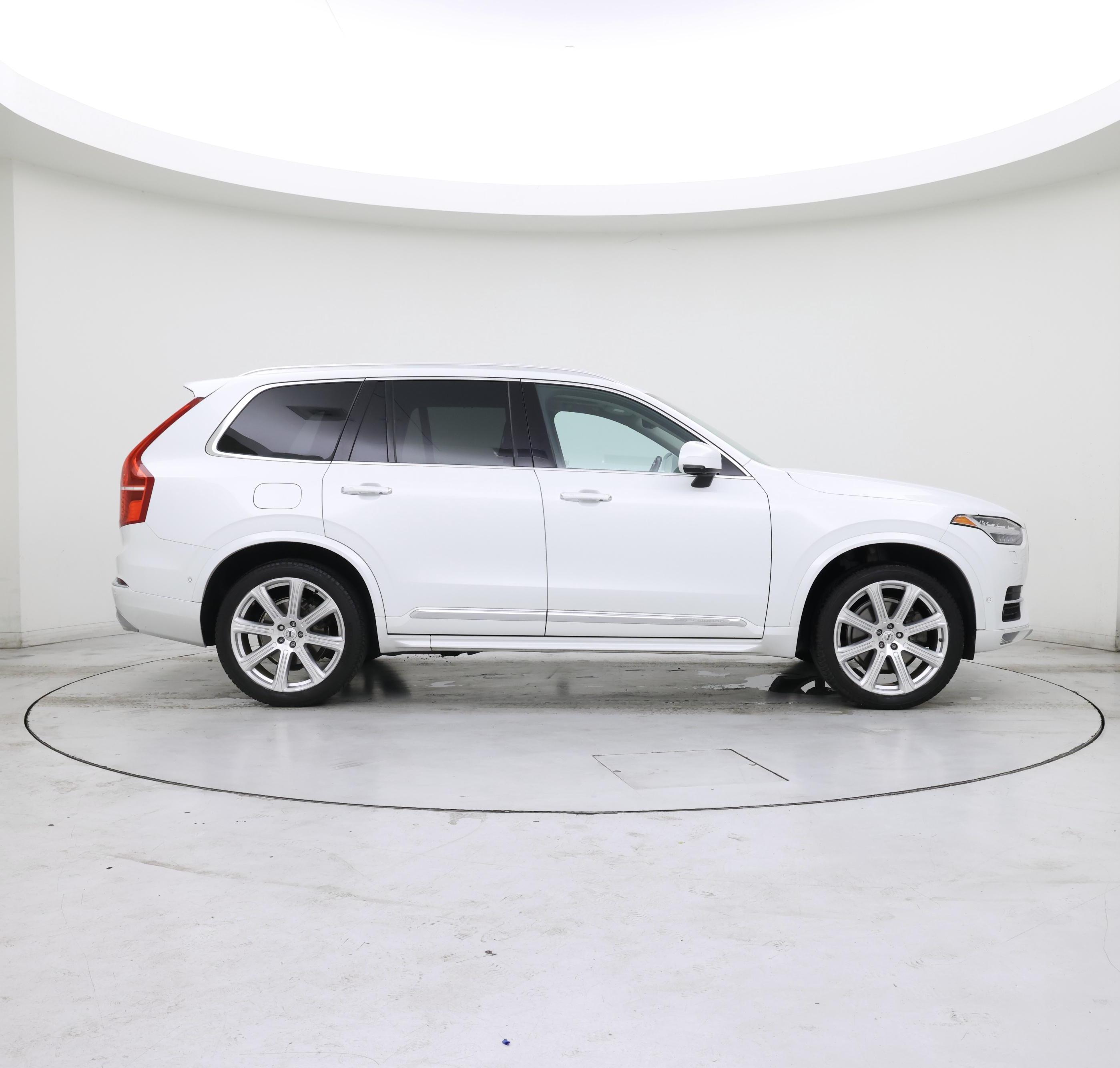 Thumbnail: 2018 Volvo XC90 - 7