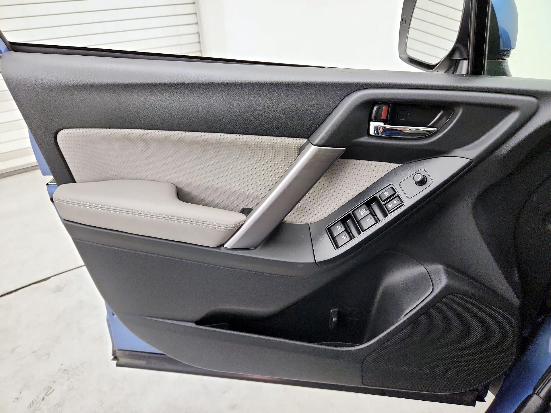 Thumbnail: 2015 Subaru Forester - 12