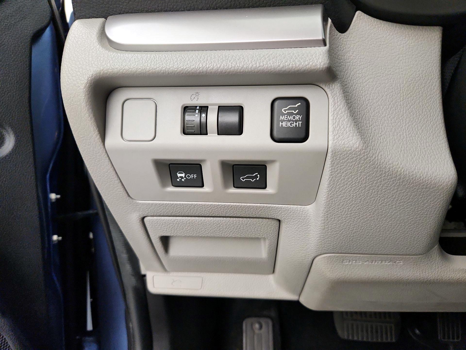 Thumbnail: 2015 Subaru Forester - 13