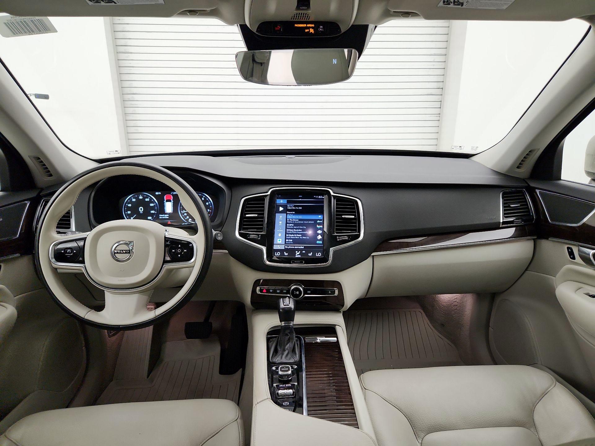 Thumbnail: 2016 Volvo XC90 - 9