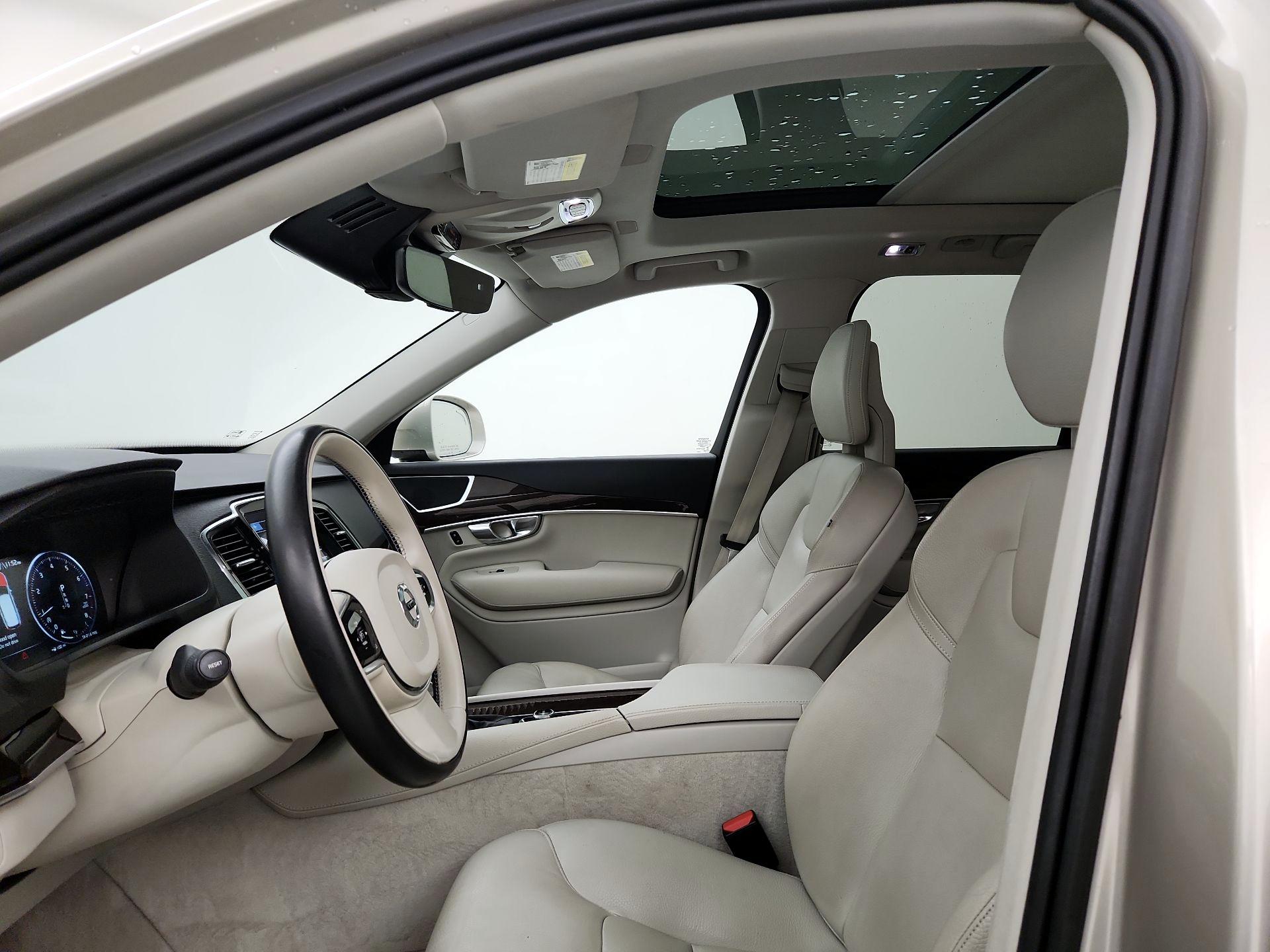 Thumbnail: 2016 Volvo XC90 - 19