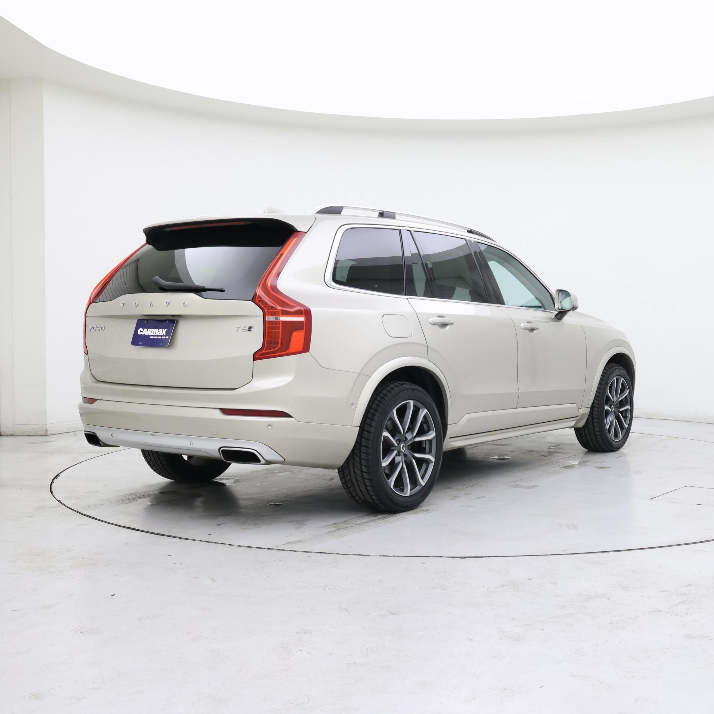 Thumbnail: 2016 Volvo XC90 - 8