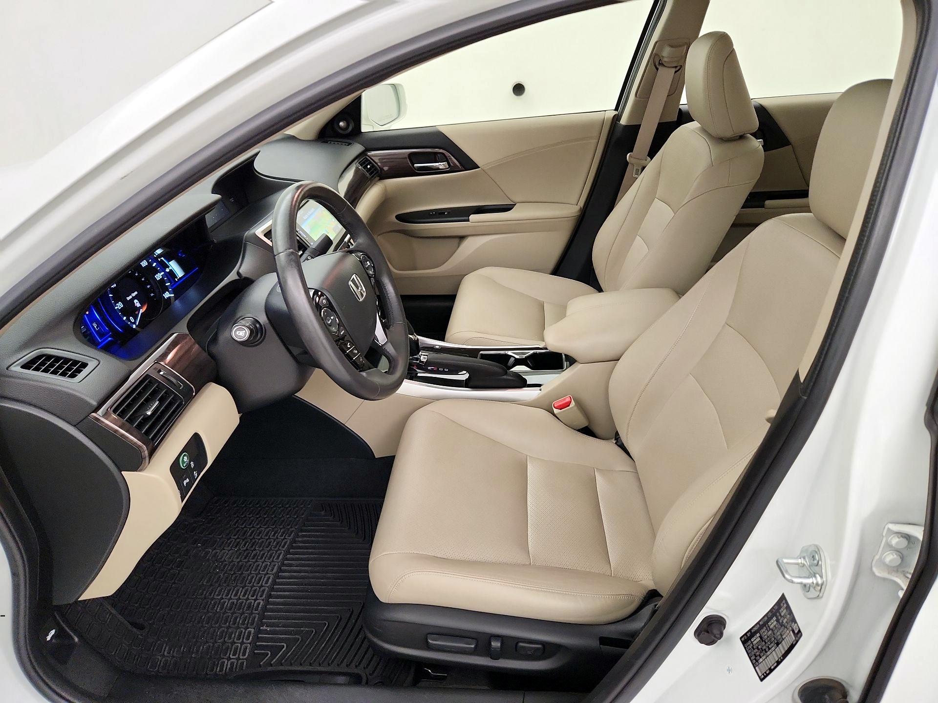 Thumbnail: 2017 Honda Accord - 11