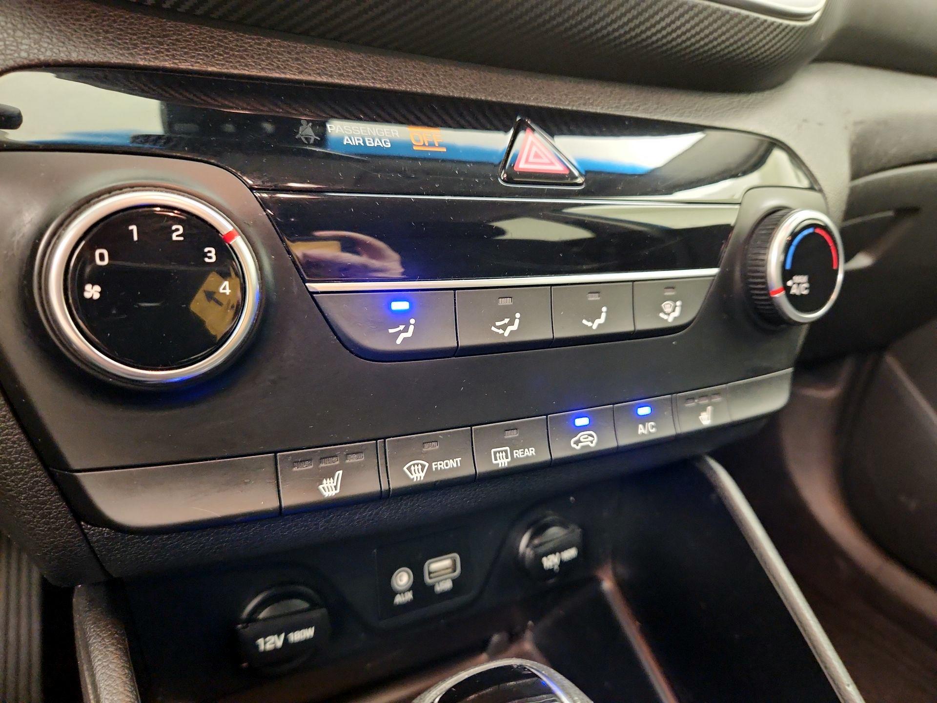 Thumbnail: 2019 Hyundai Tucson - 16