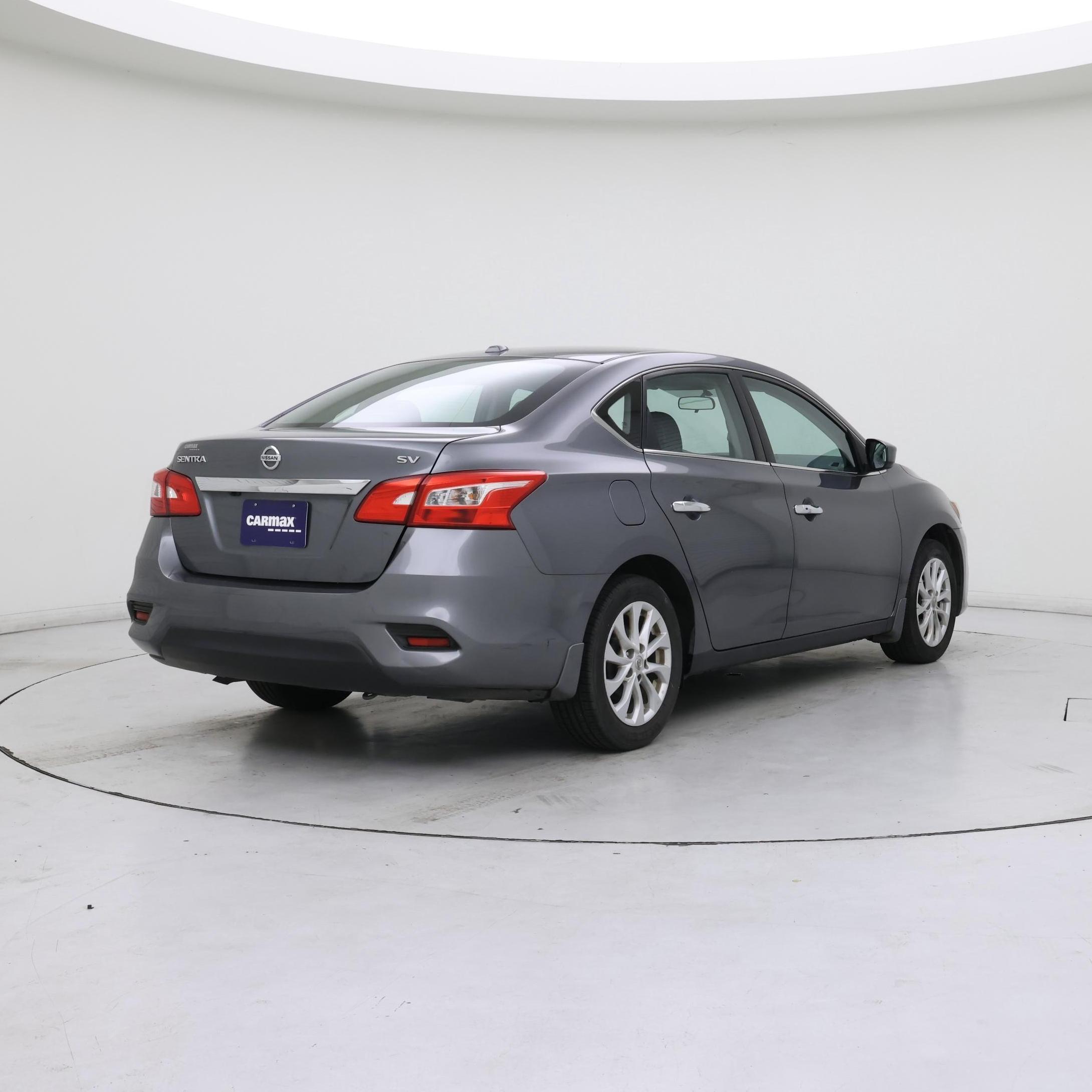 Thumbnail: 2018 Nissan Sentra - 8