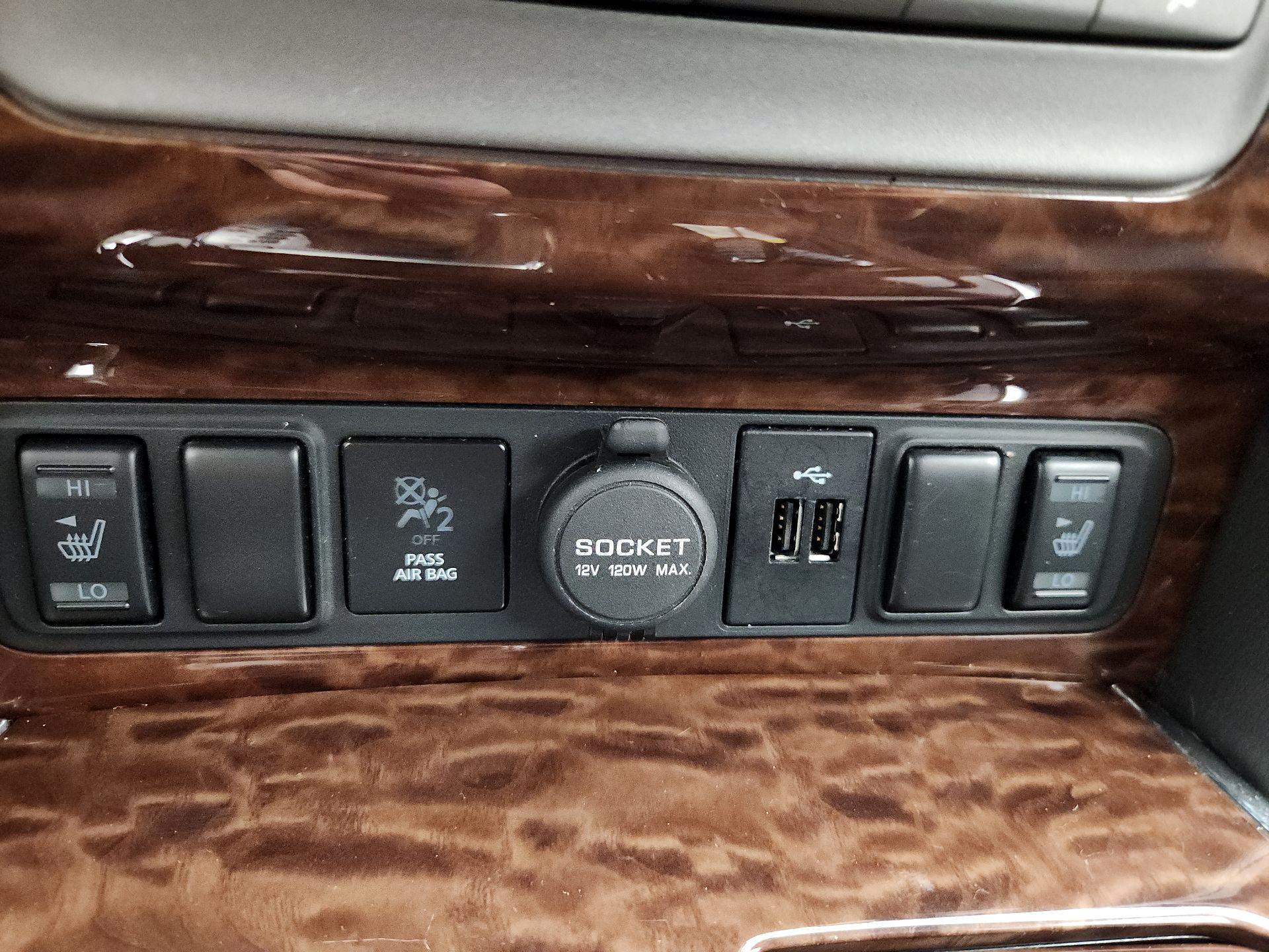 Thumbnail: 2019 Nissan Armada - 19