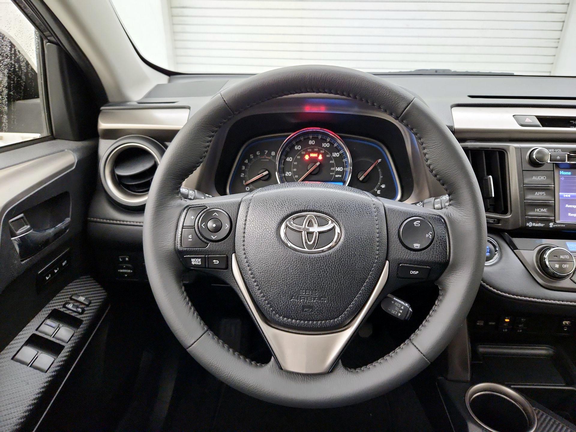 Thumbnail: 2014 Toyota RAV4 - 10