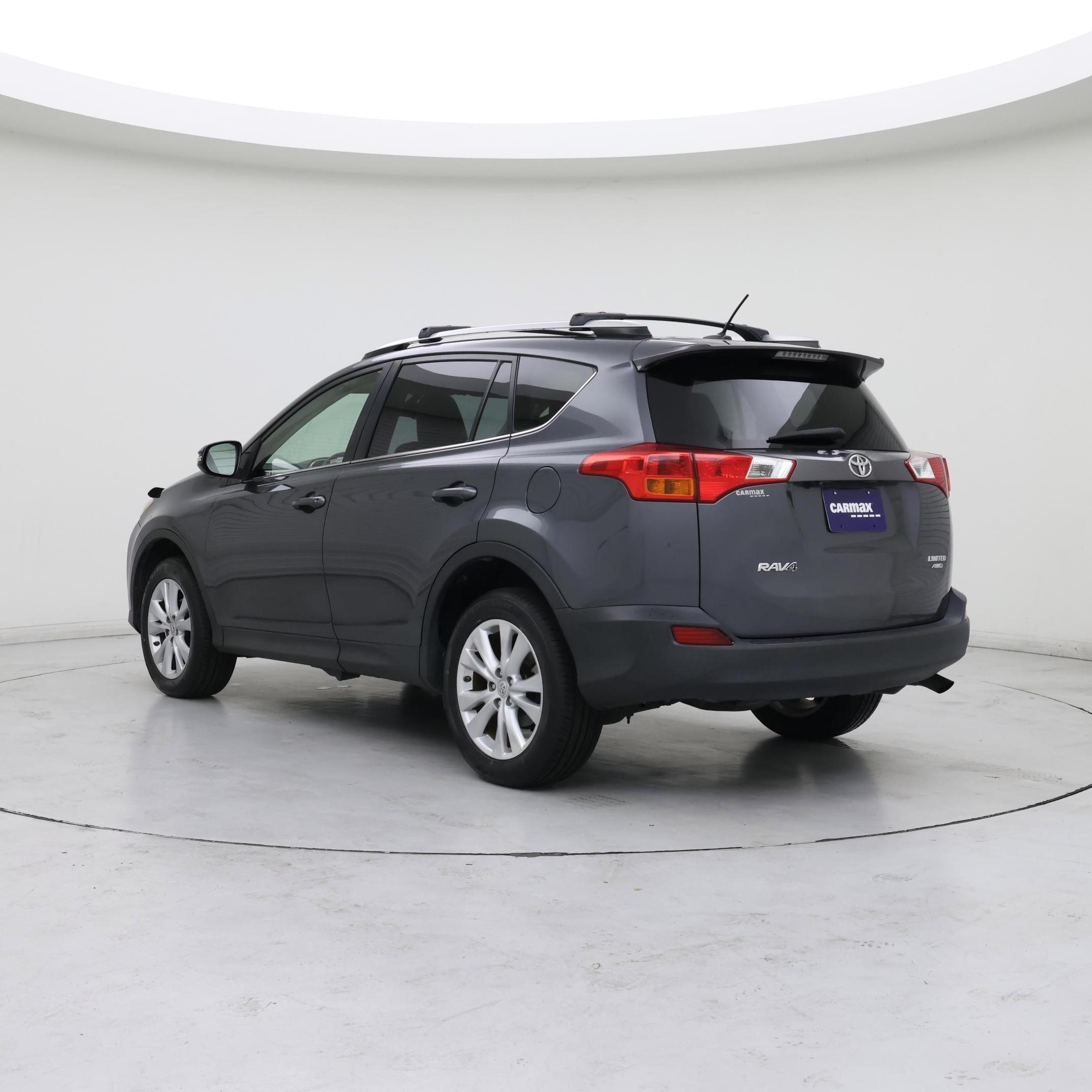 Thumbnail: 2014 Toyota RAV4 - 2