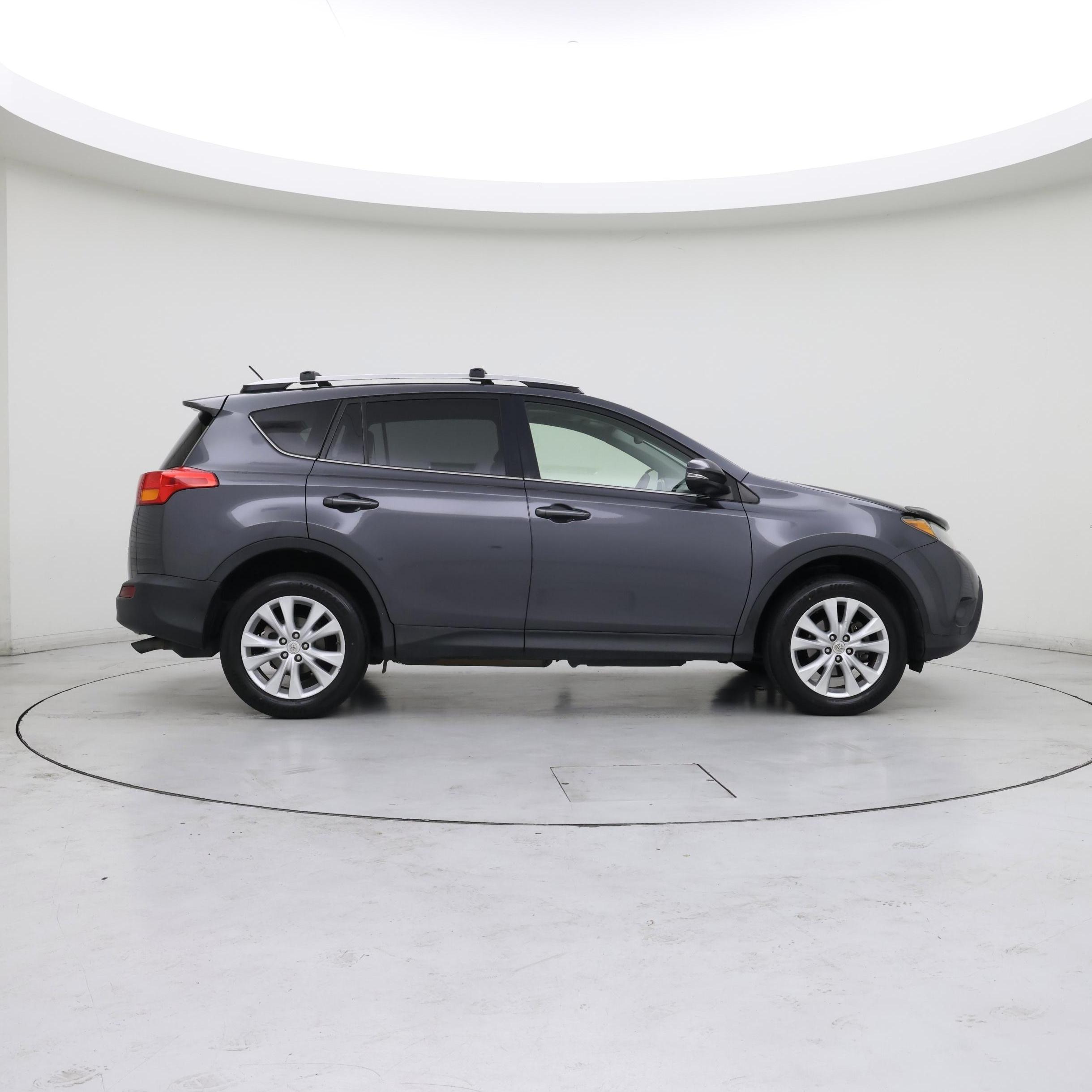 Thumbnail: 2014 Toyota RAV4 - 7