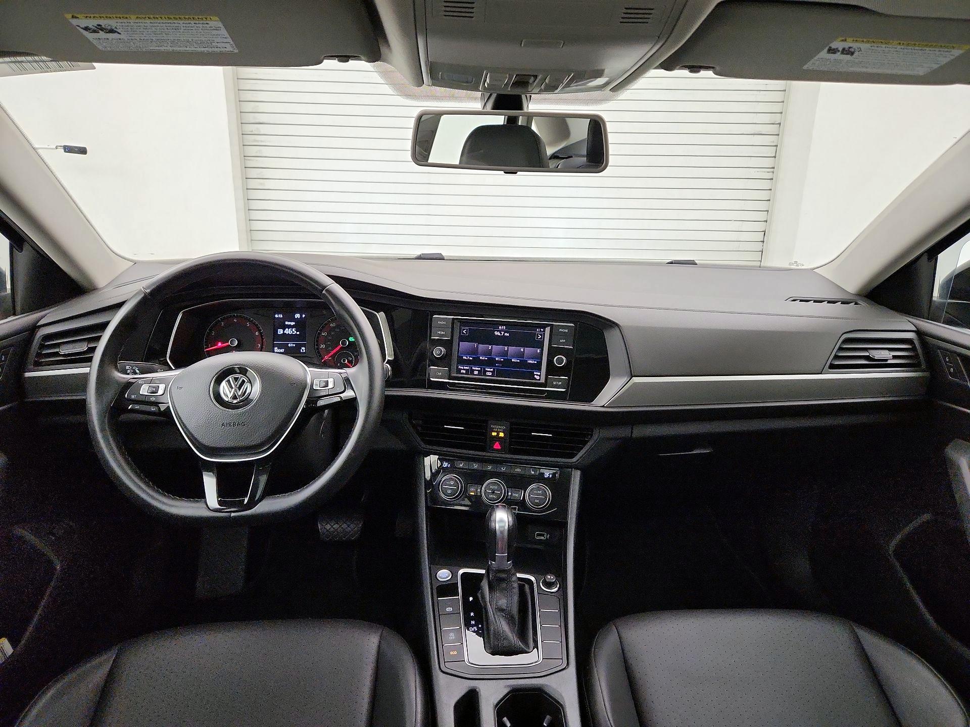 Thumbnail: 2019 Volkswagen Jetta - 9