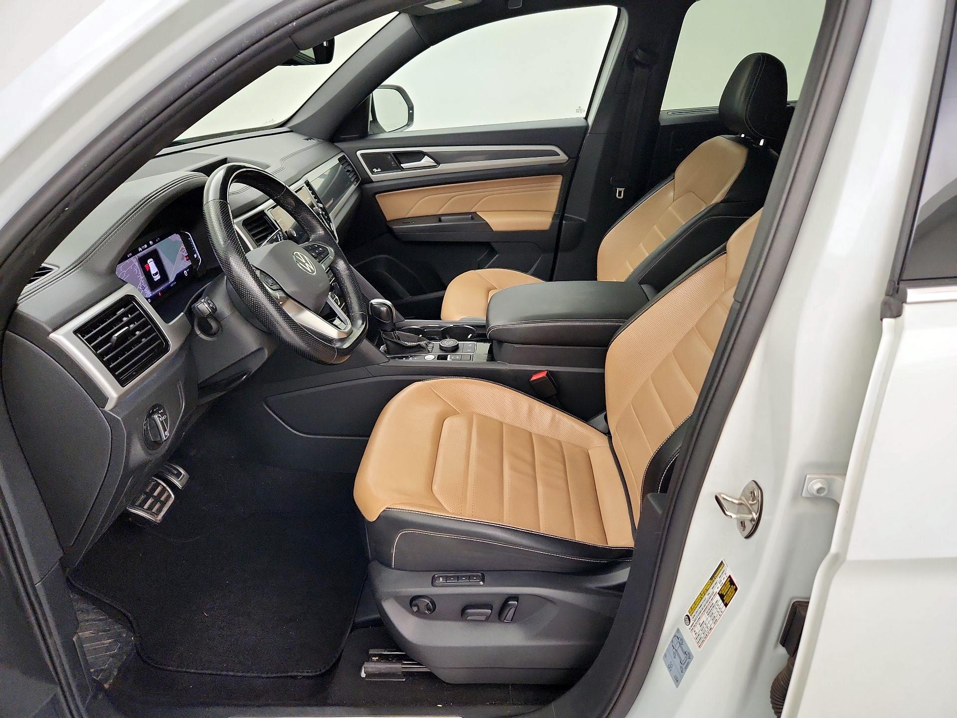Thumbnail: 2022 Volkswagen Atlas - 11