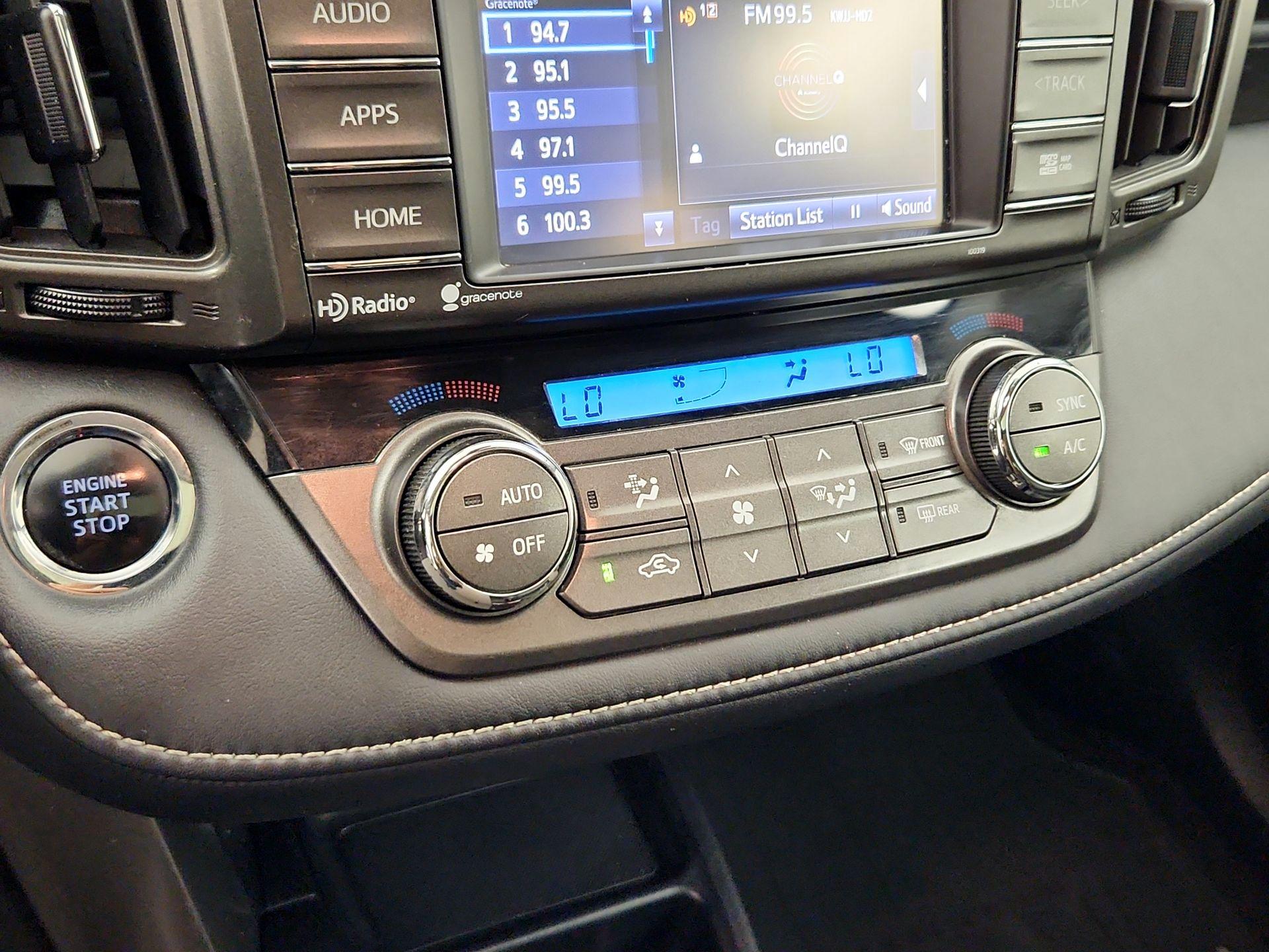 Thumbnail: 2015 Toyota RAV4 - 17
