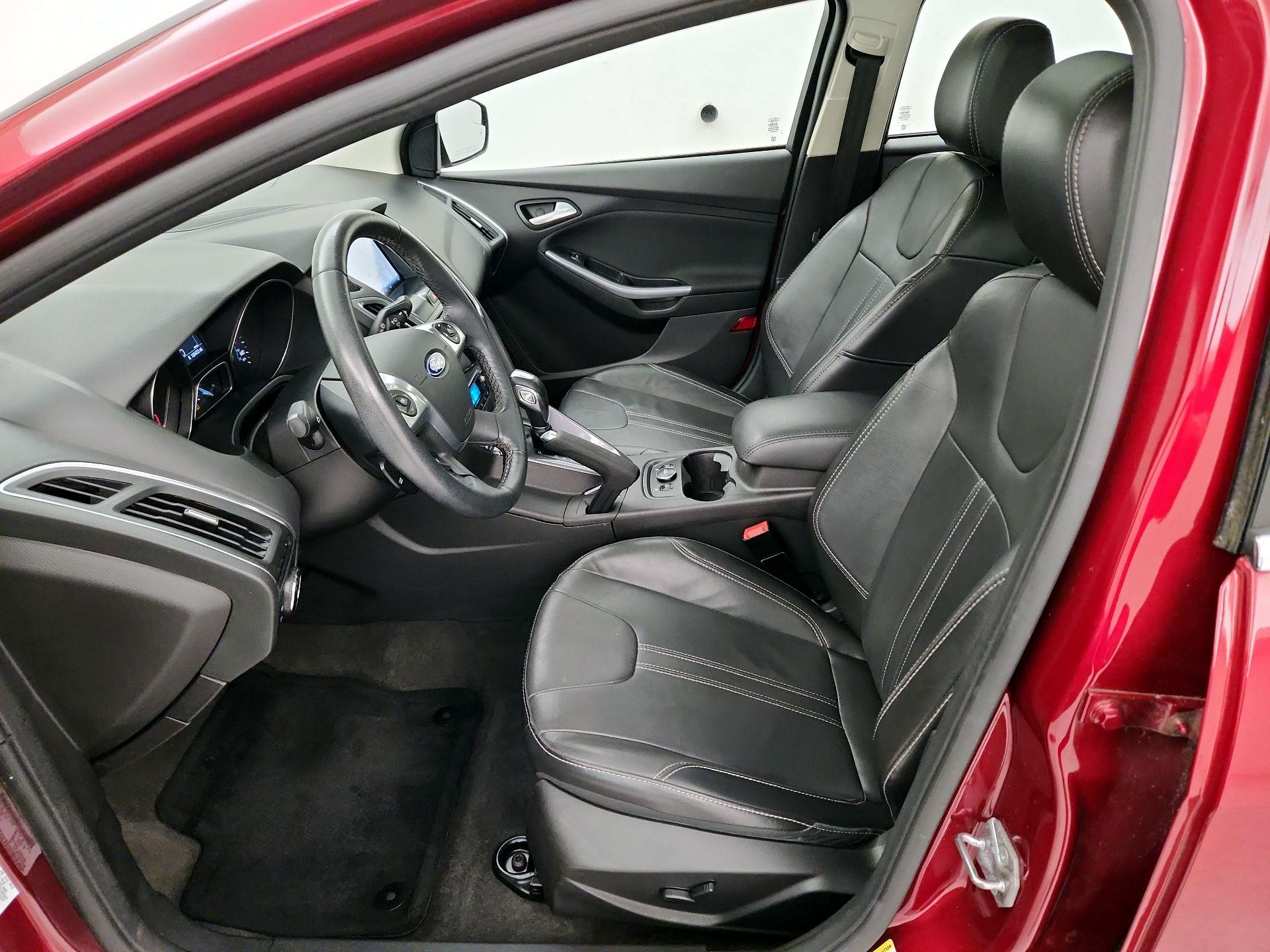 Thumbnail: 2014 Ford Focus - 11
