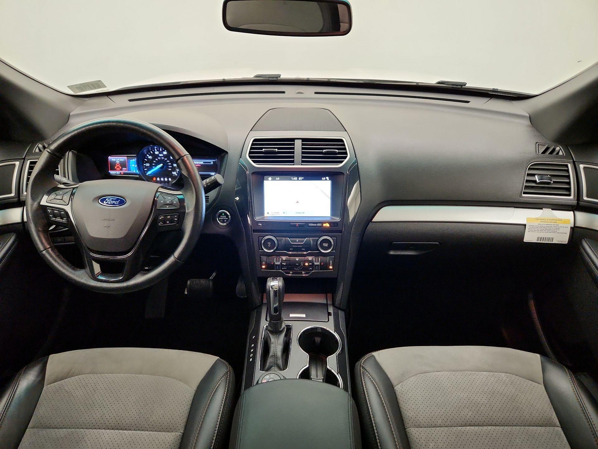 Thumbnail: 2017 Ford Explorer - 9