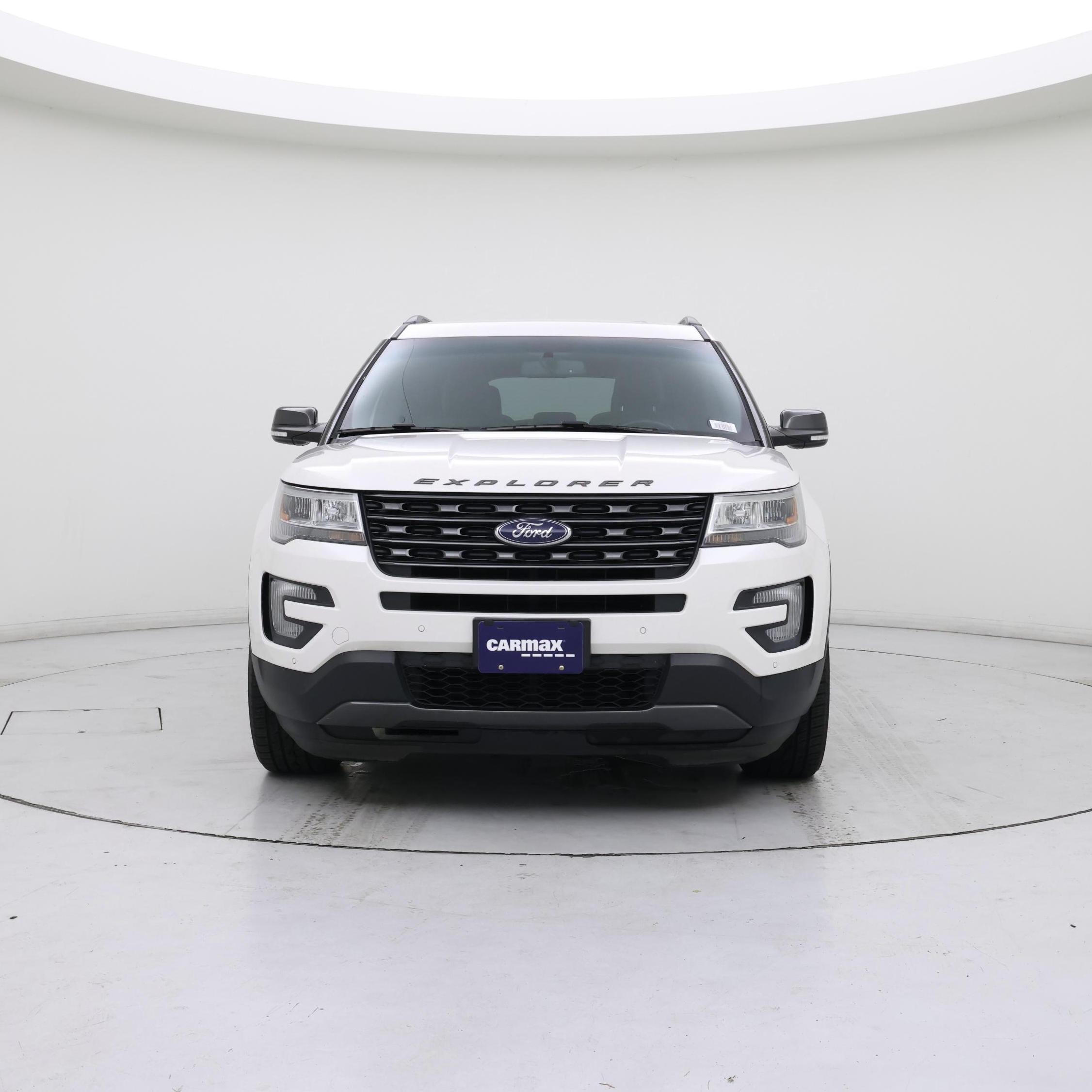 Thumbnail: 2017 Ford Explorer - 5