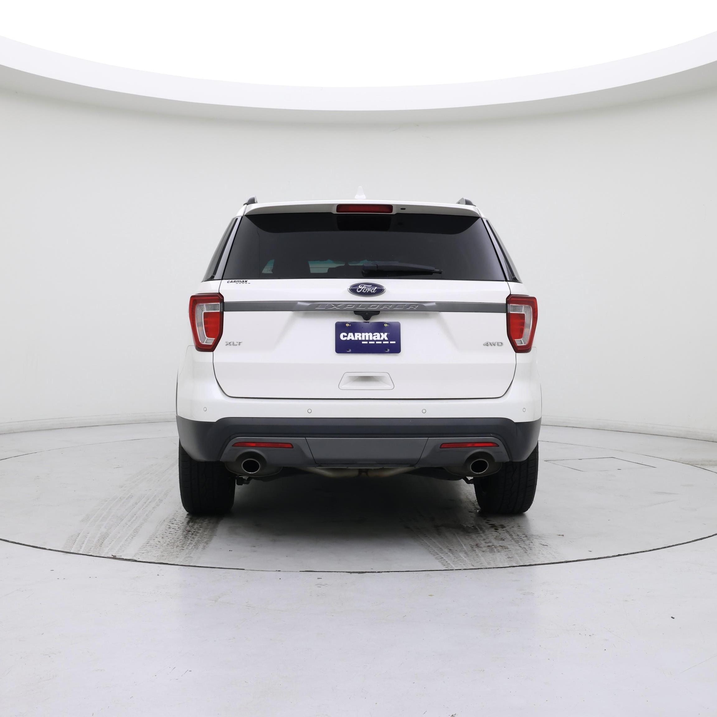 Thumbnail: 2017 Ford Explorer - 6