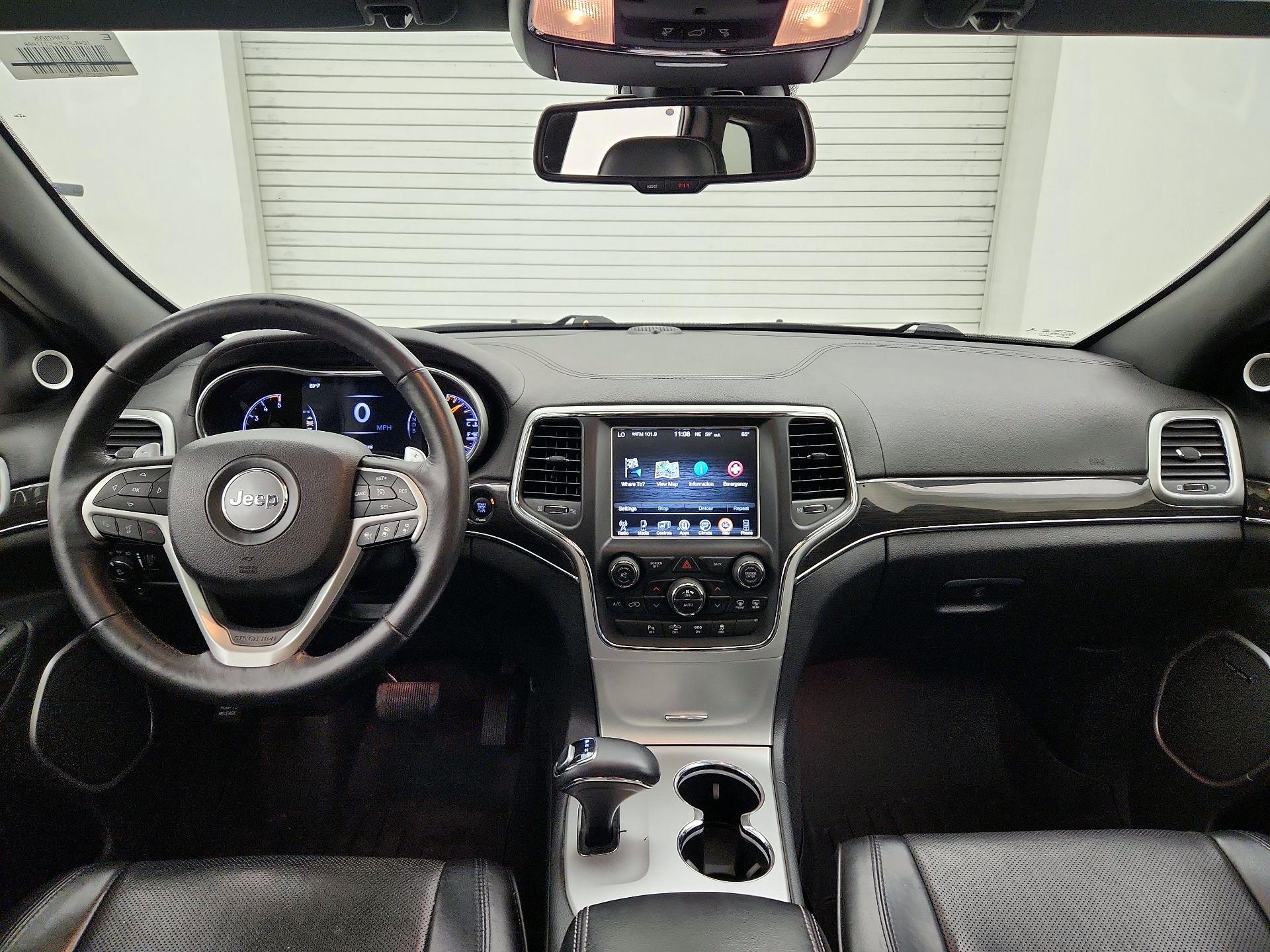 Thumbnail: 2015 Jeep Grand Cherokee - 9