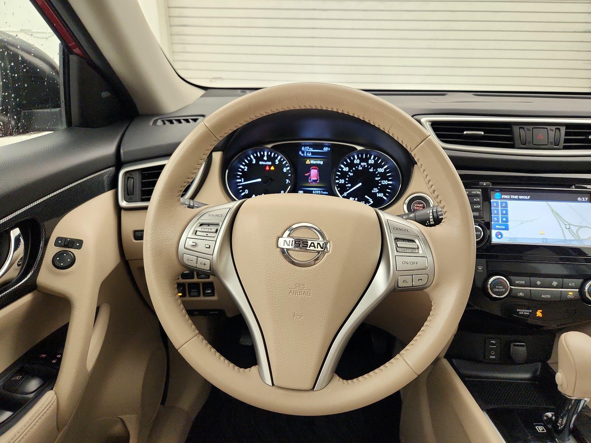 Thumbnail: 2015 Nissan Rogue - 10