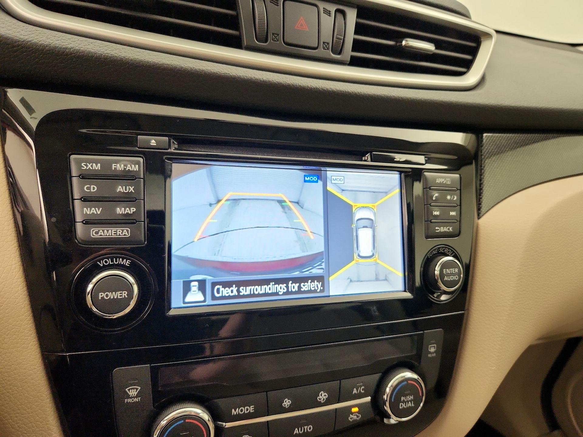Thumbnail: 2015 Nissan Rogue - 15