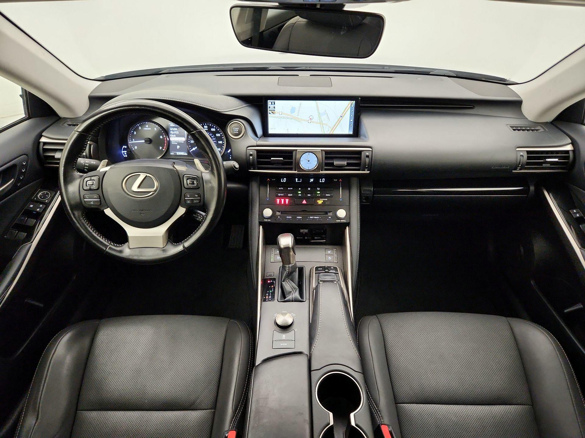 Thumbnail: 2018 Lexus IS - 9