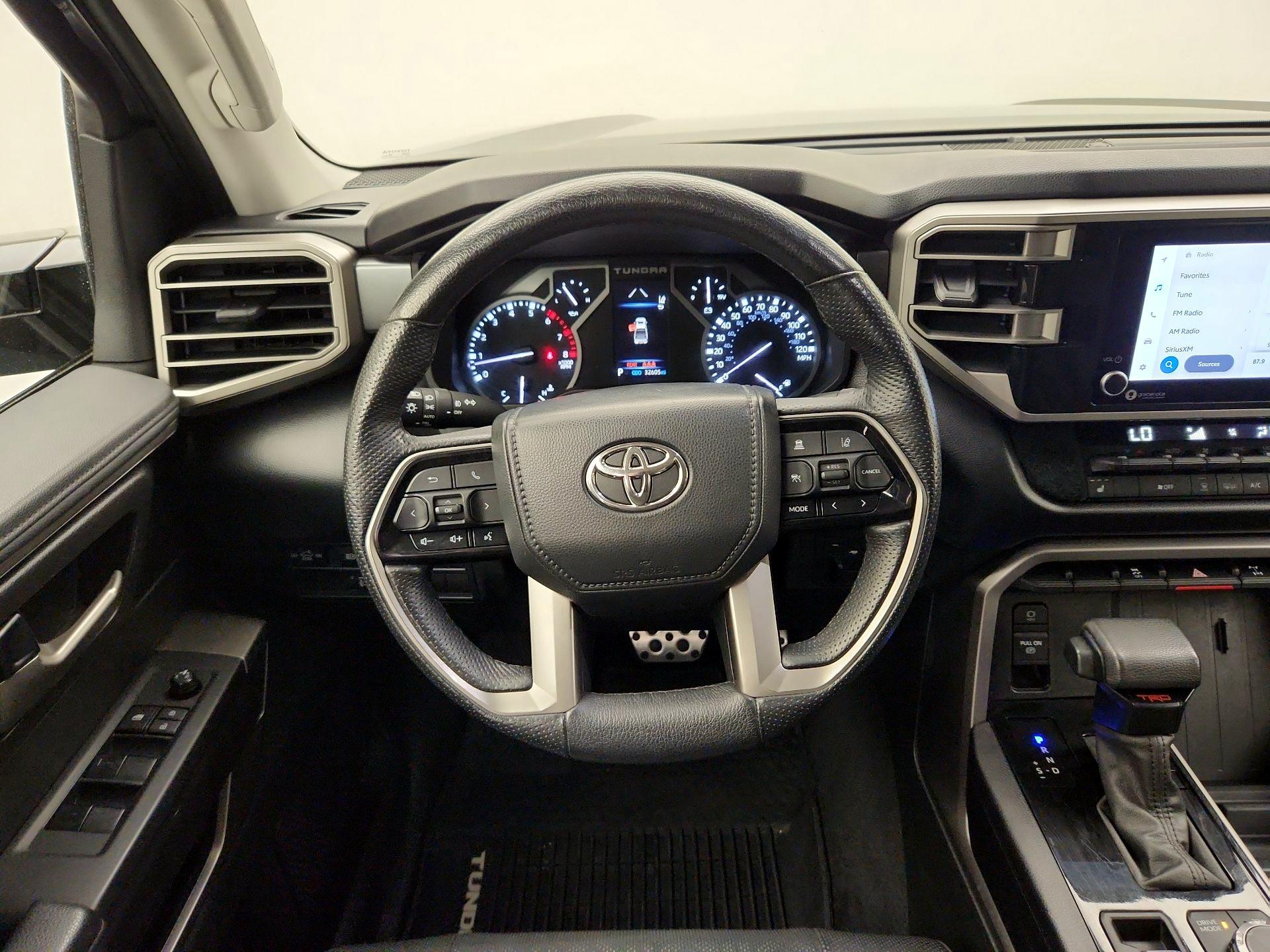 Thumbnail: 2022 Toyota Tundra - 10