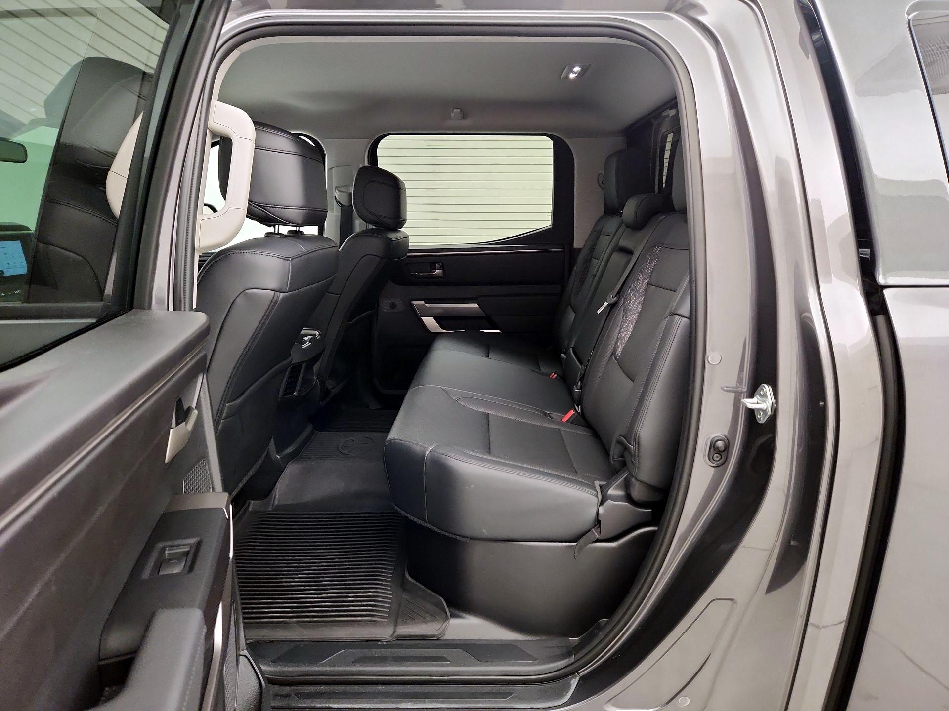 Thumbnail: 2022 Toyota Tundra - 19