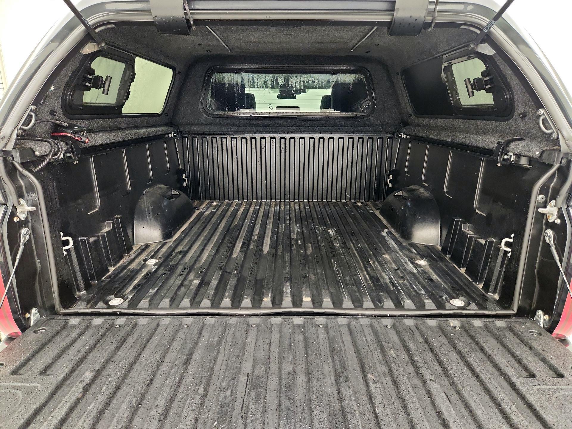 Thumbnail: 2022 Toyota Tundra - 20